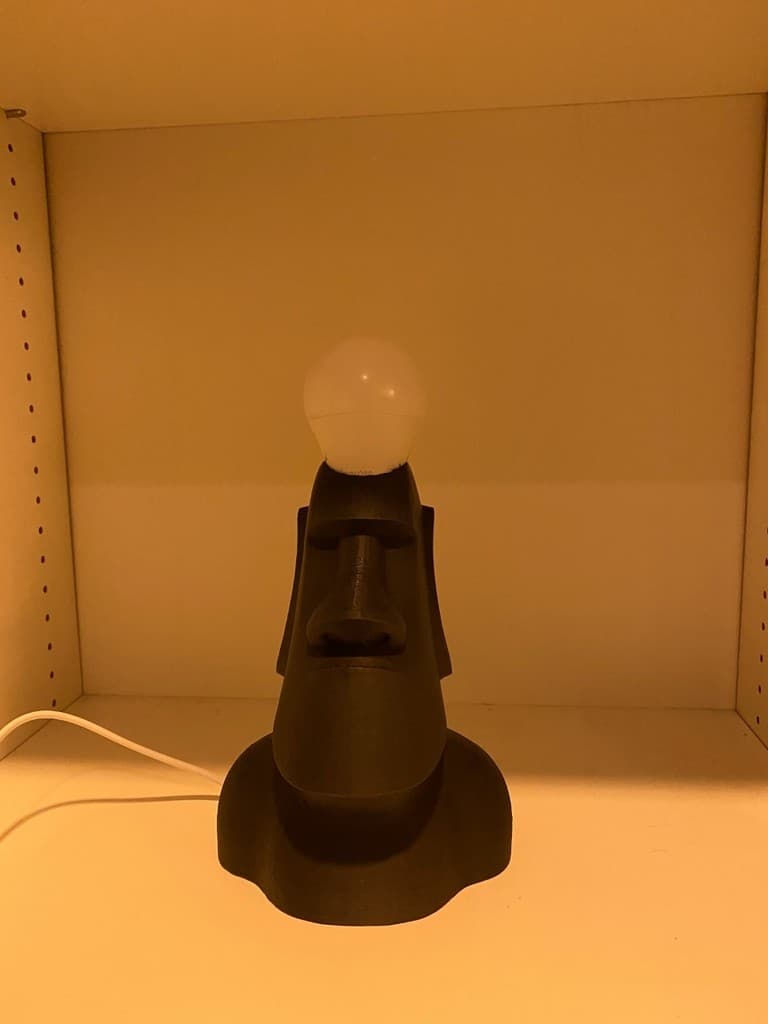 Moai Head - Bright Idea Lamp. (very simple) 3d model