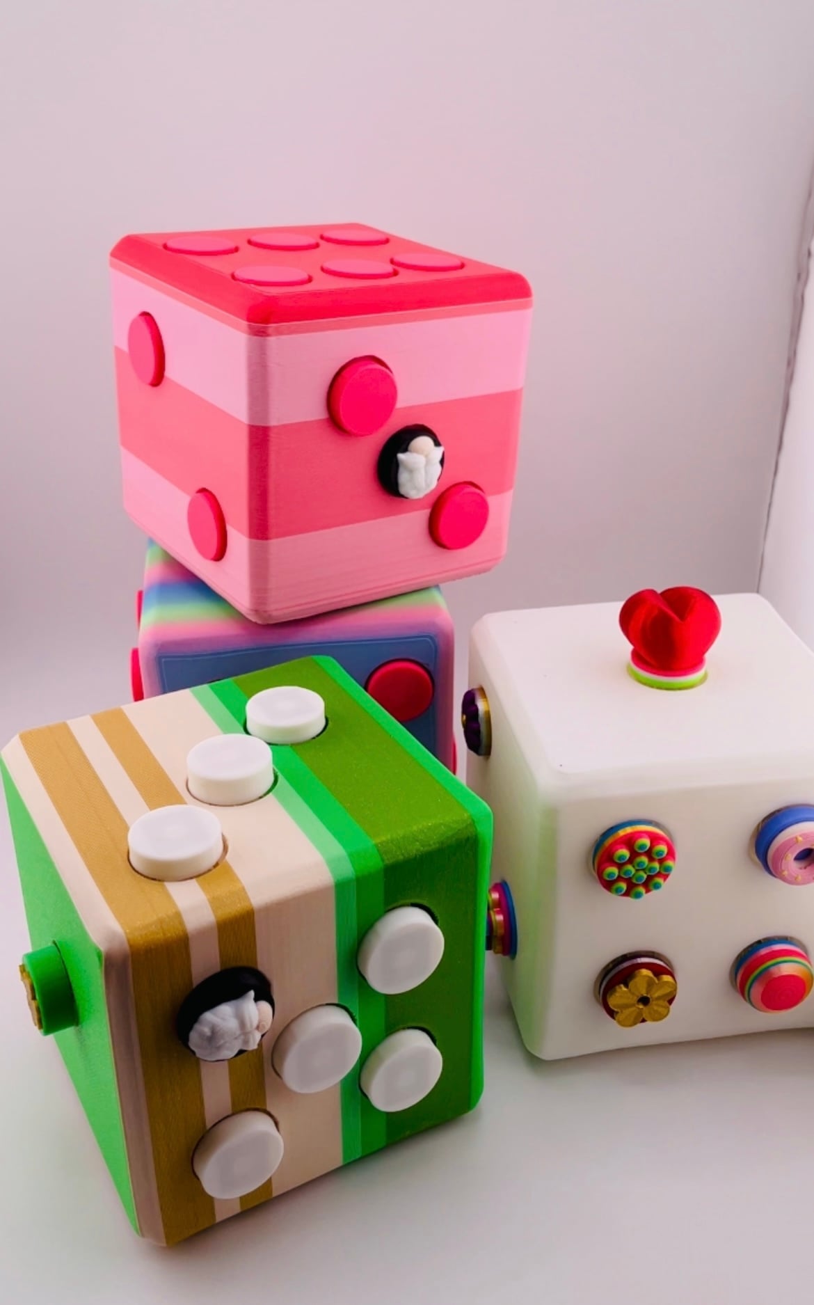 Super Duper Dice Clicker Fidget for Cool Kids 3d model
