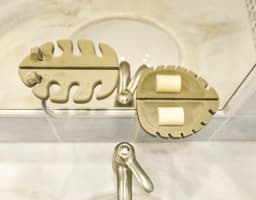 Mirror leaves 3d model