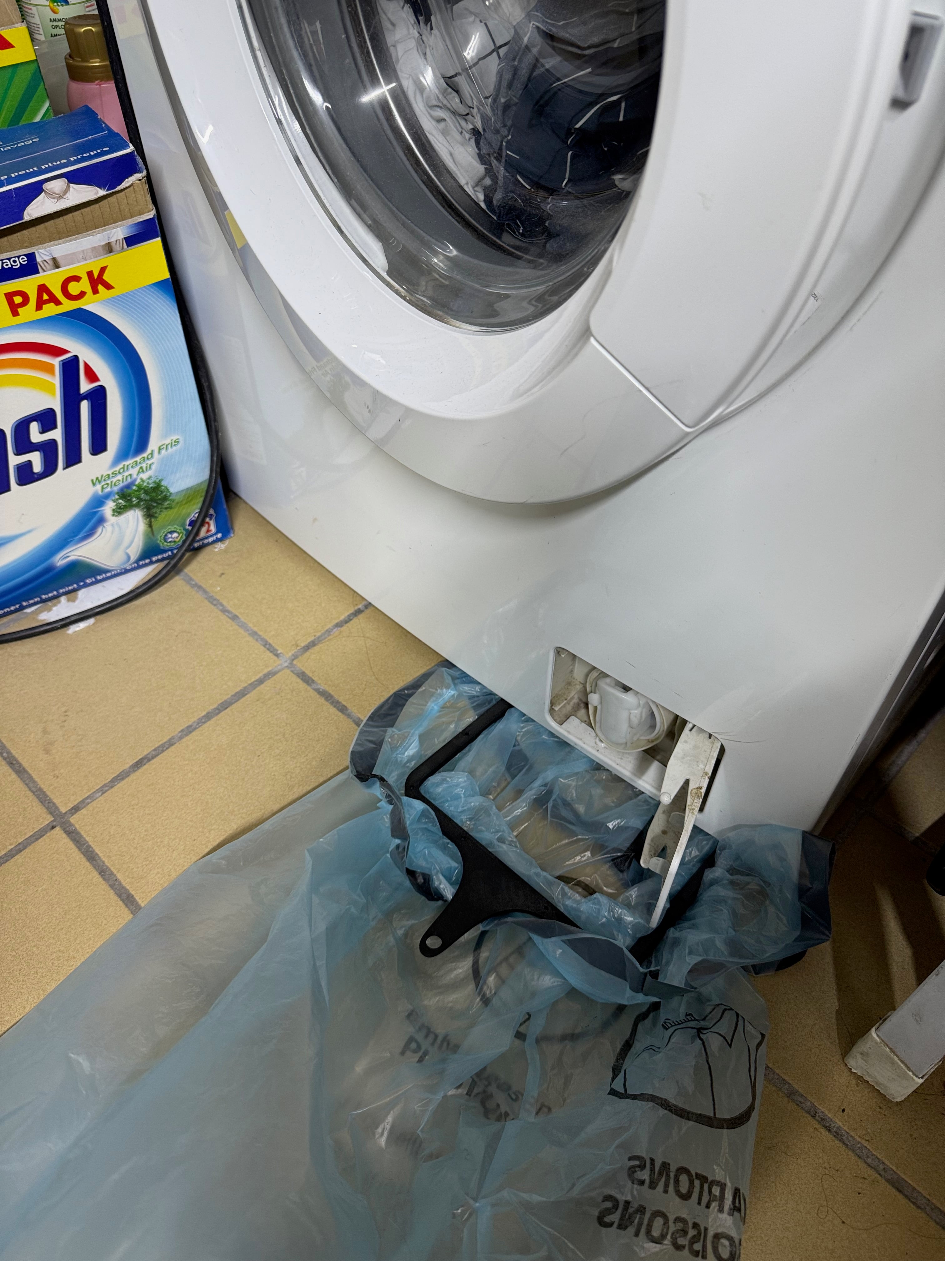 Washing Machine Drain Bag Holder 3d model