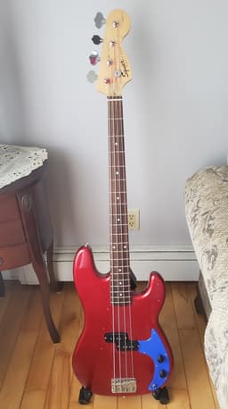 P-bass cover pickguard 3d model