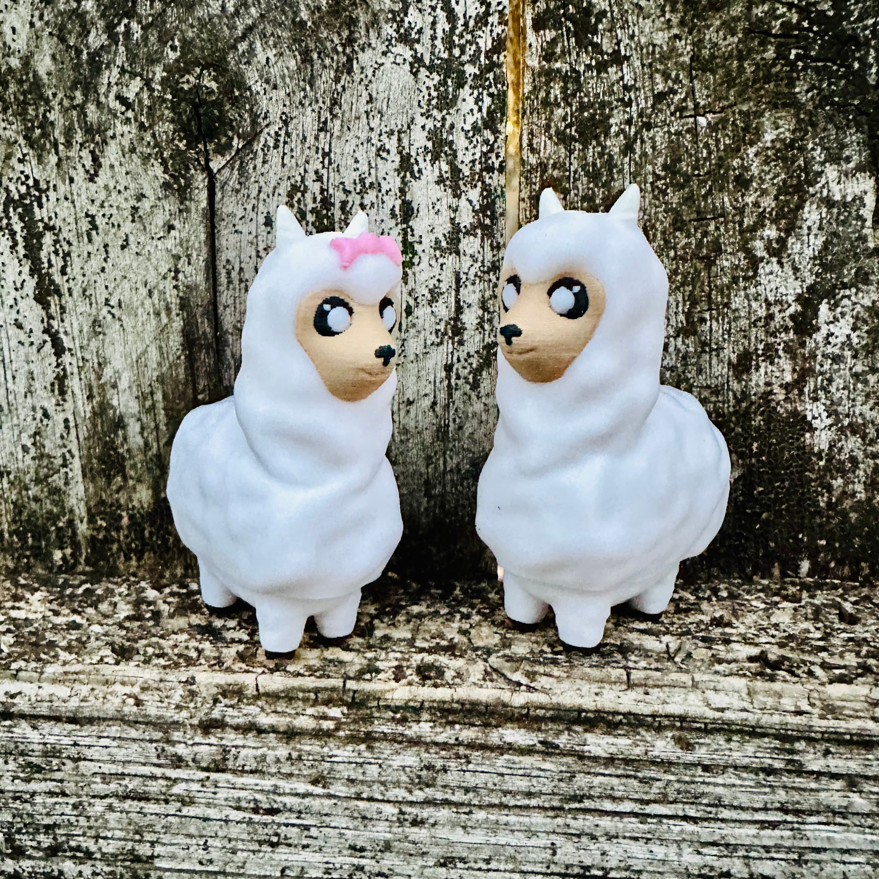 Llama and Lady Llama Clicker 3d model