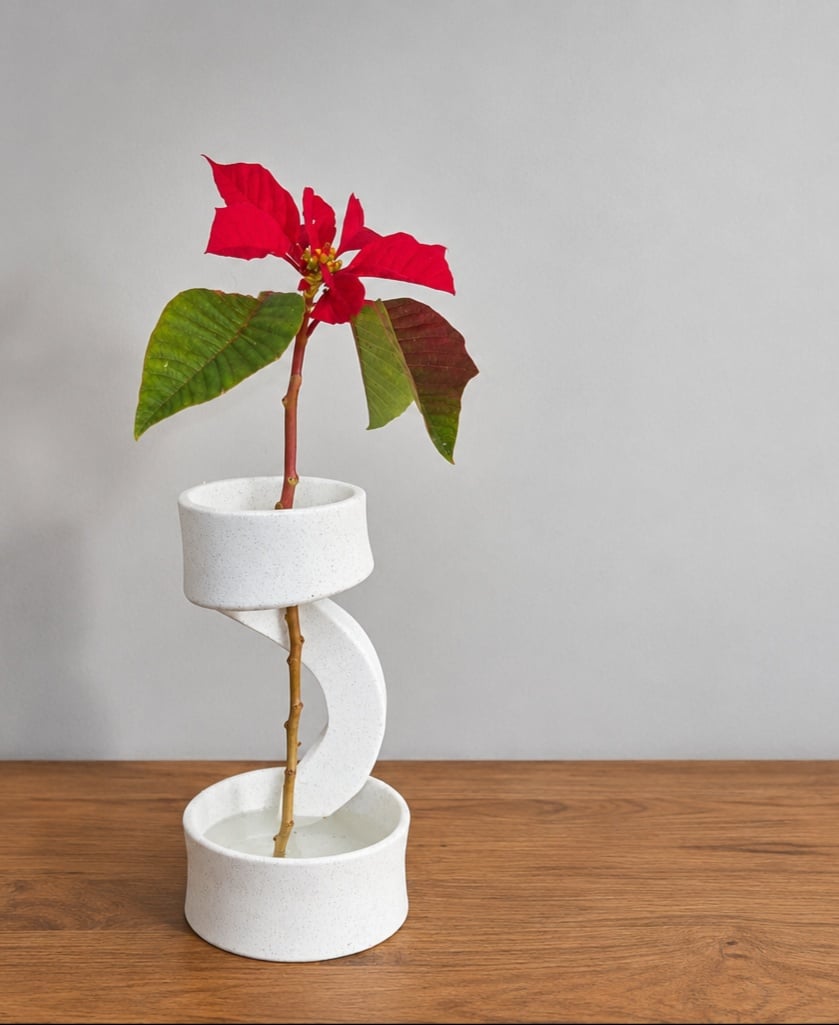 Ribbon Vase 3d model