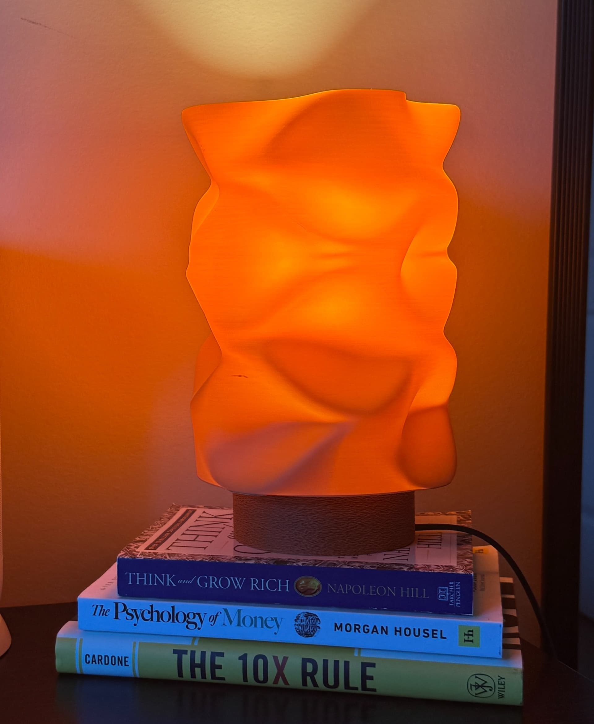 Abstract Crumpled Lamp - Unique Modern Desk Lamp 3d model