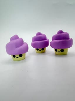 Cupcake Fidget Clicker 3d model