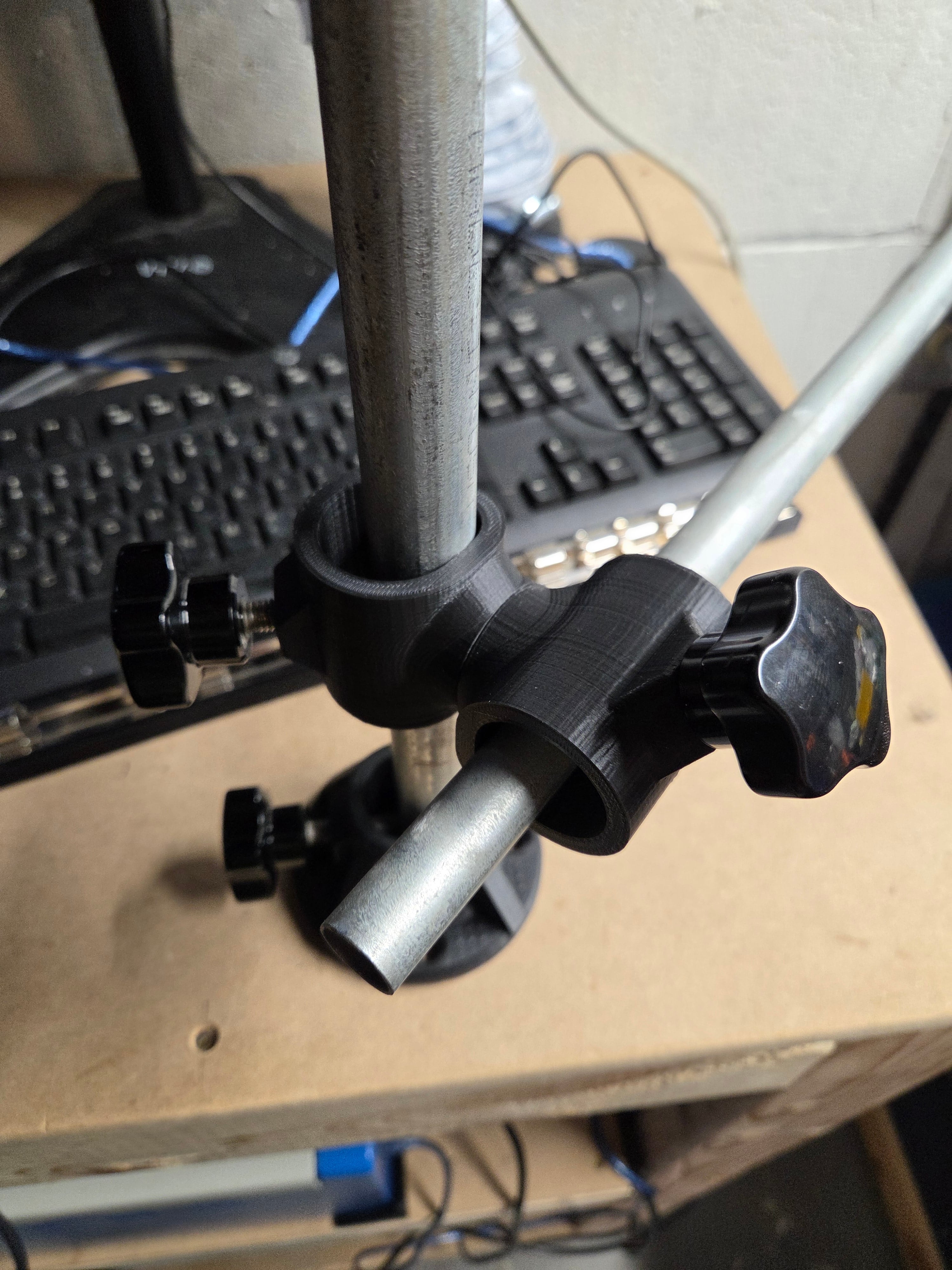 Coupler for 16-32mm Diameter Tubing 3d model