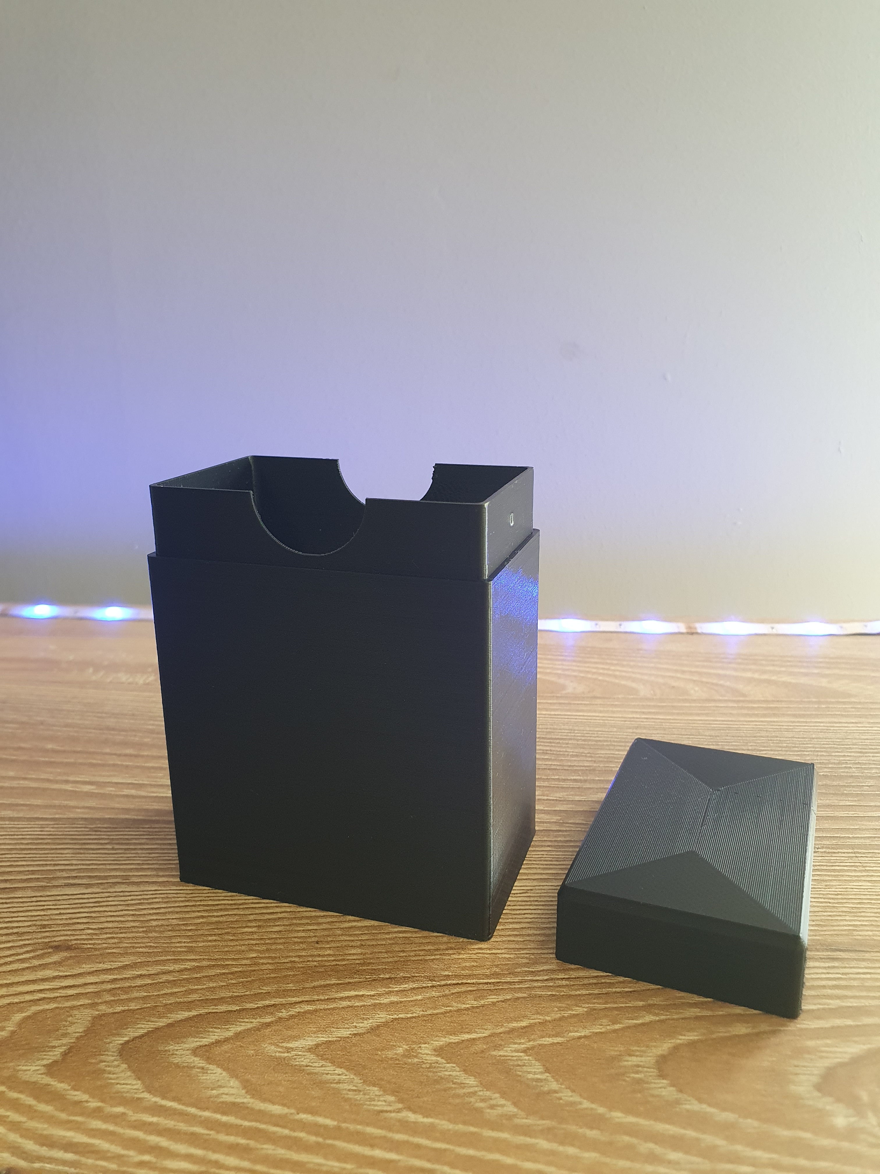 DeckBox MTG & TCG 3d model