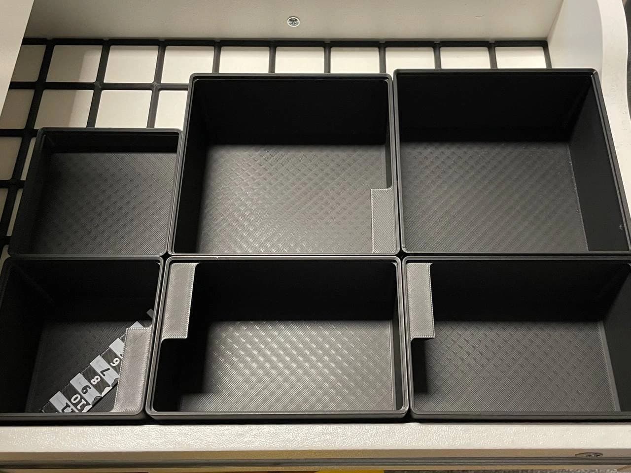 01x01x00_div-1x1_left-tab_s-0_no-holes.3MF 3d model