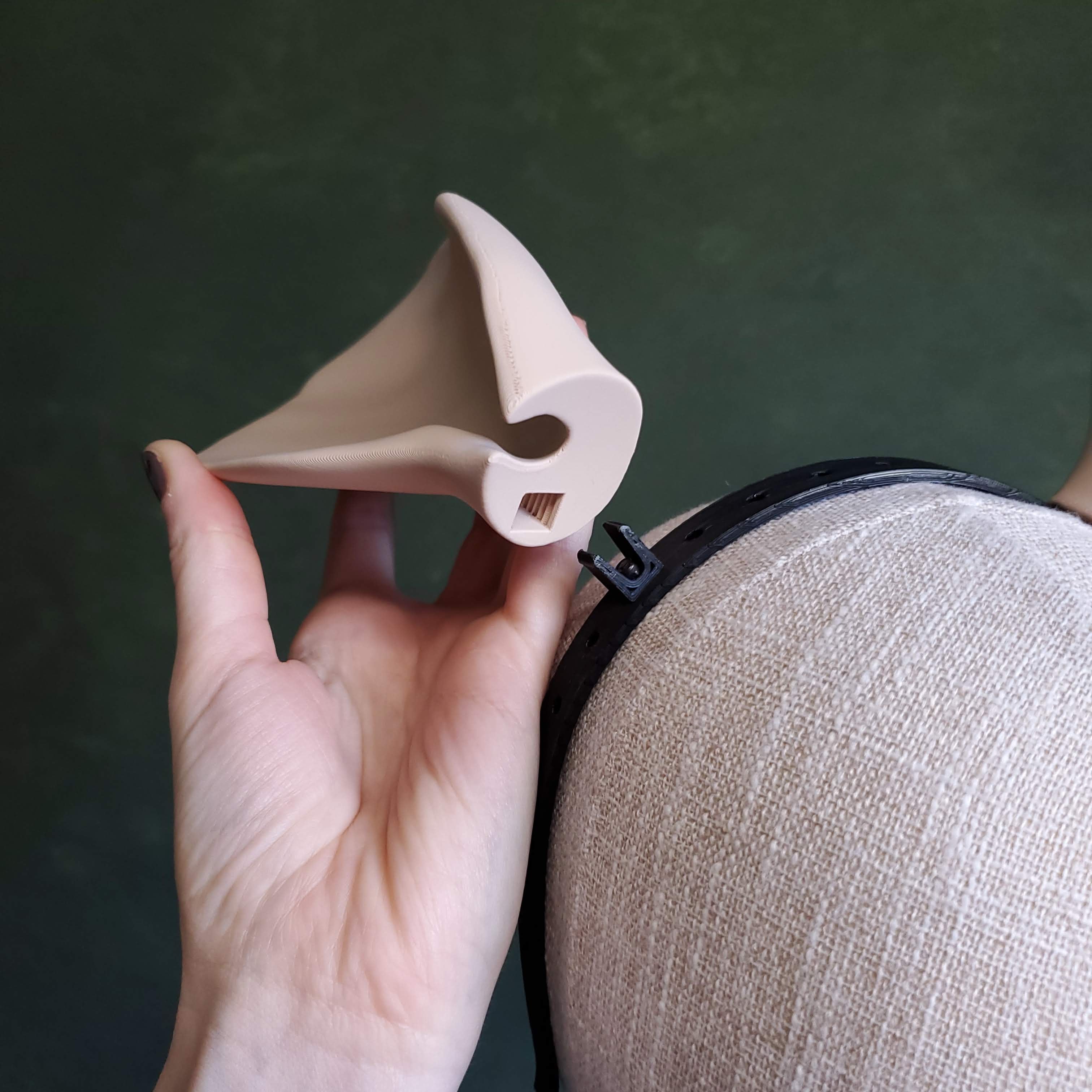 Lapin | Oversized Fantasy Rabbit Ears 3d model