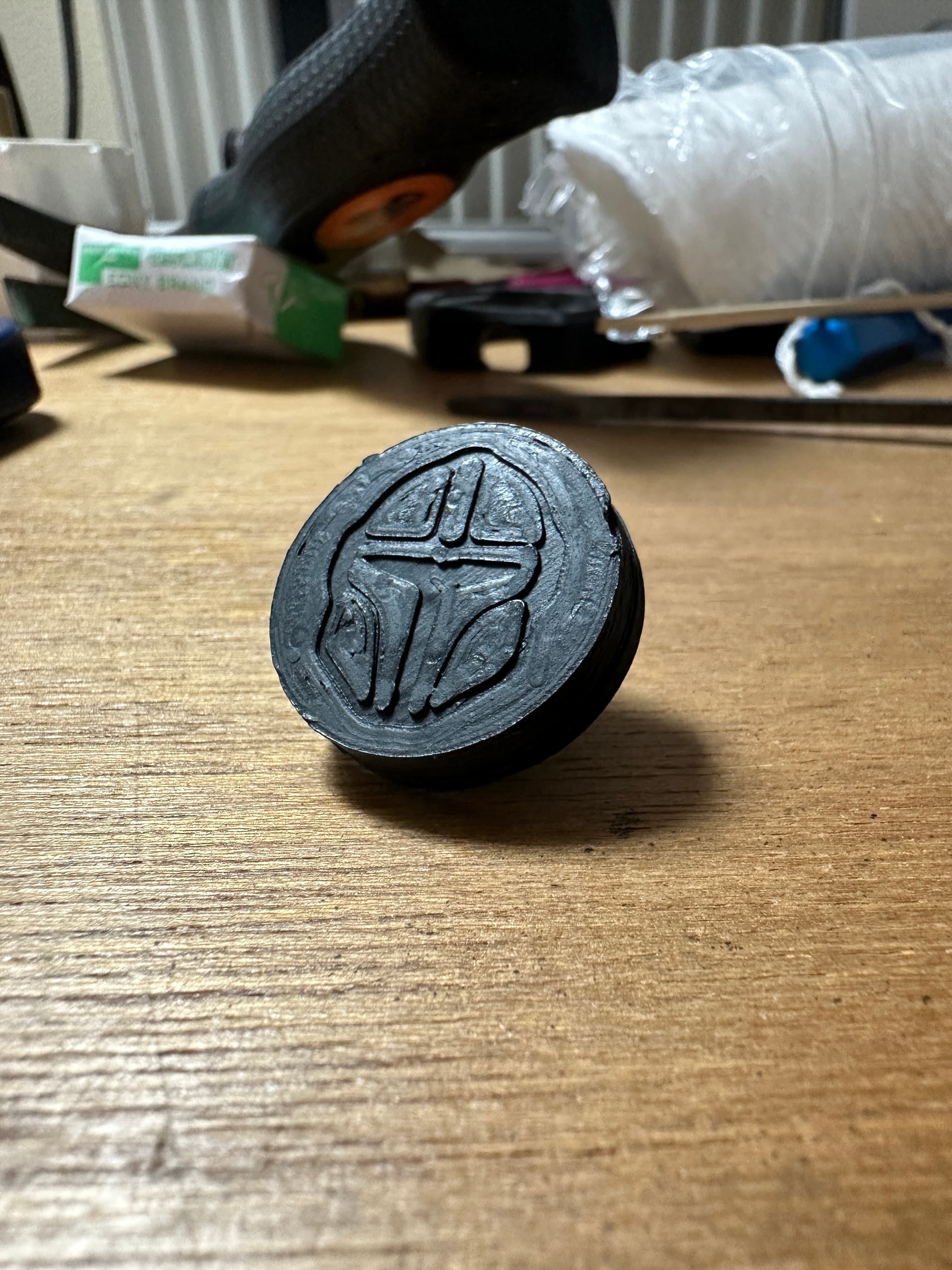 Din Djarin Pin - Push pin V1 3d model