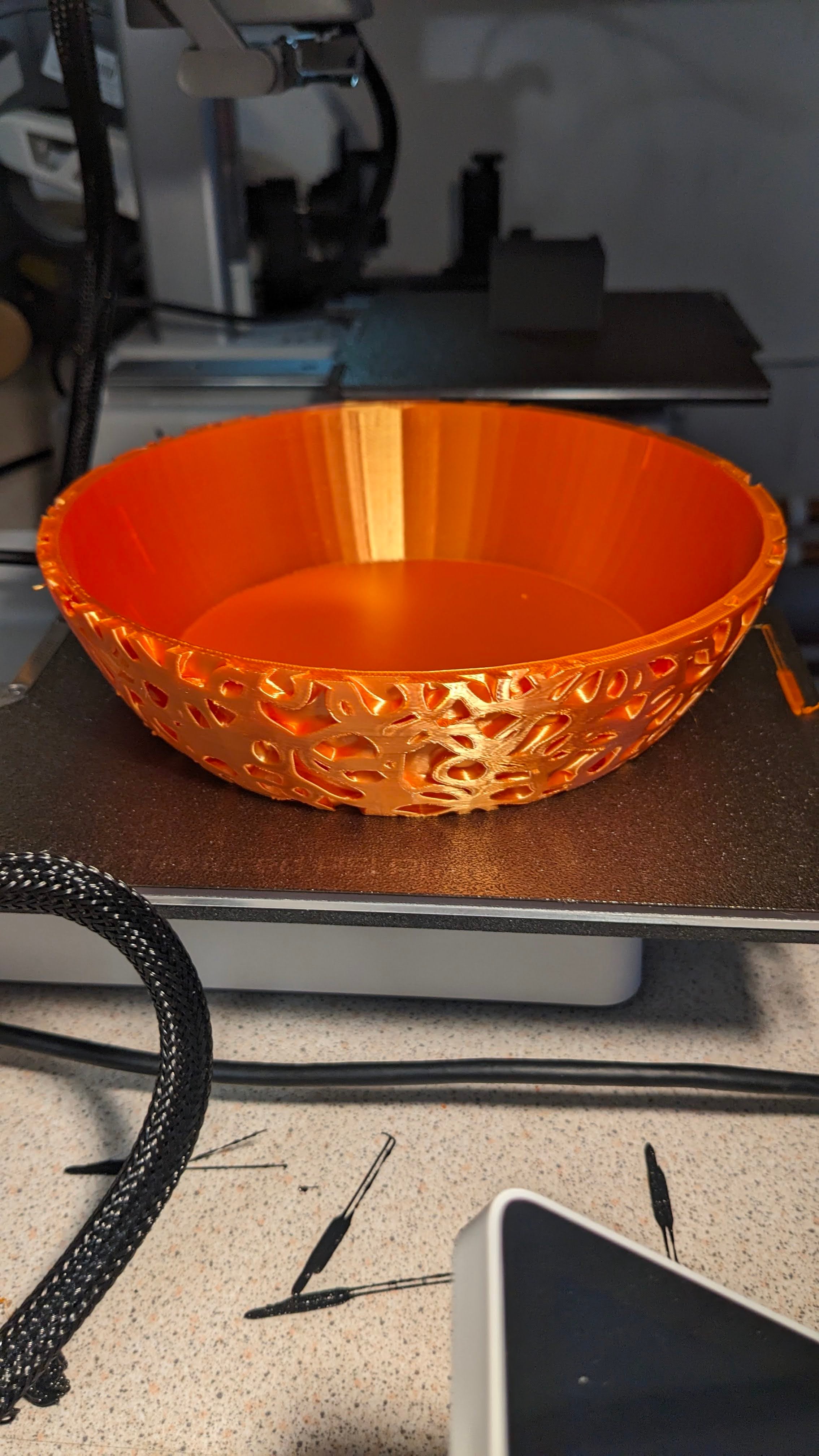 Overlapped Gyroids Lattice Bowl 3d model