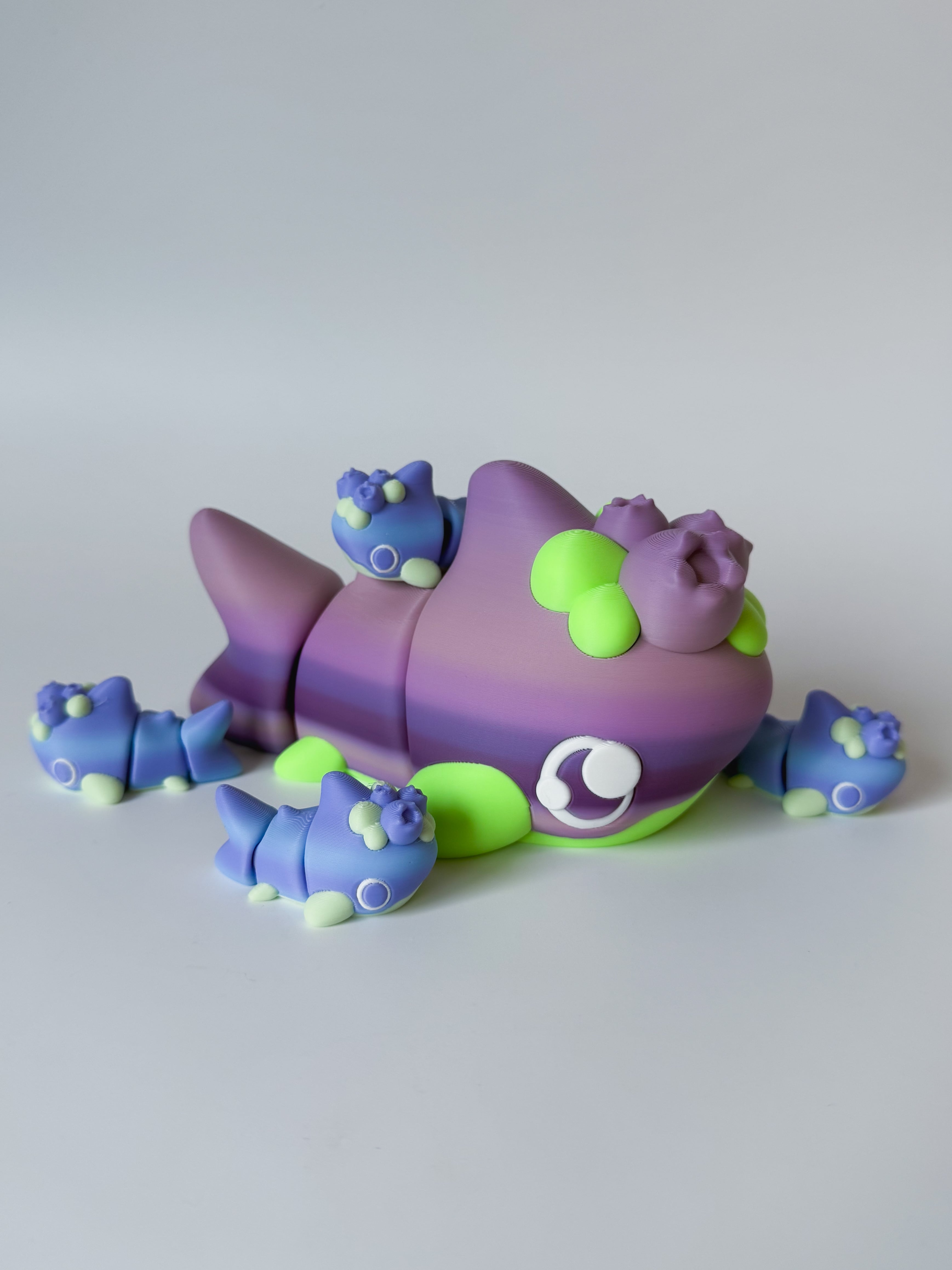 Blueberry Shark and Clicker 3d model