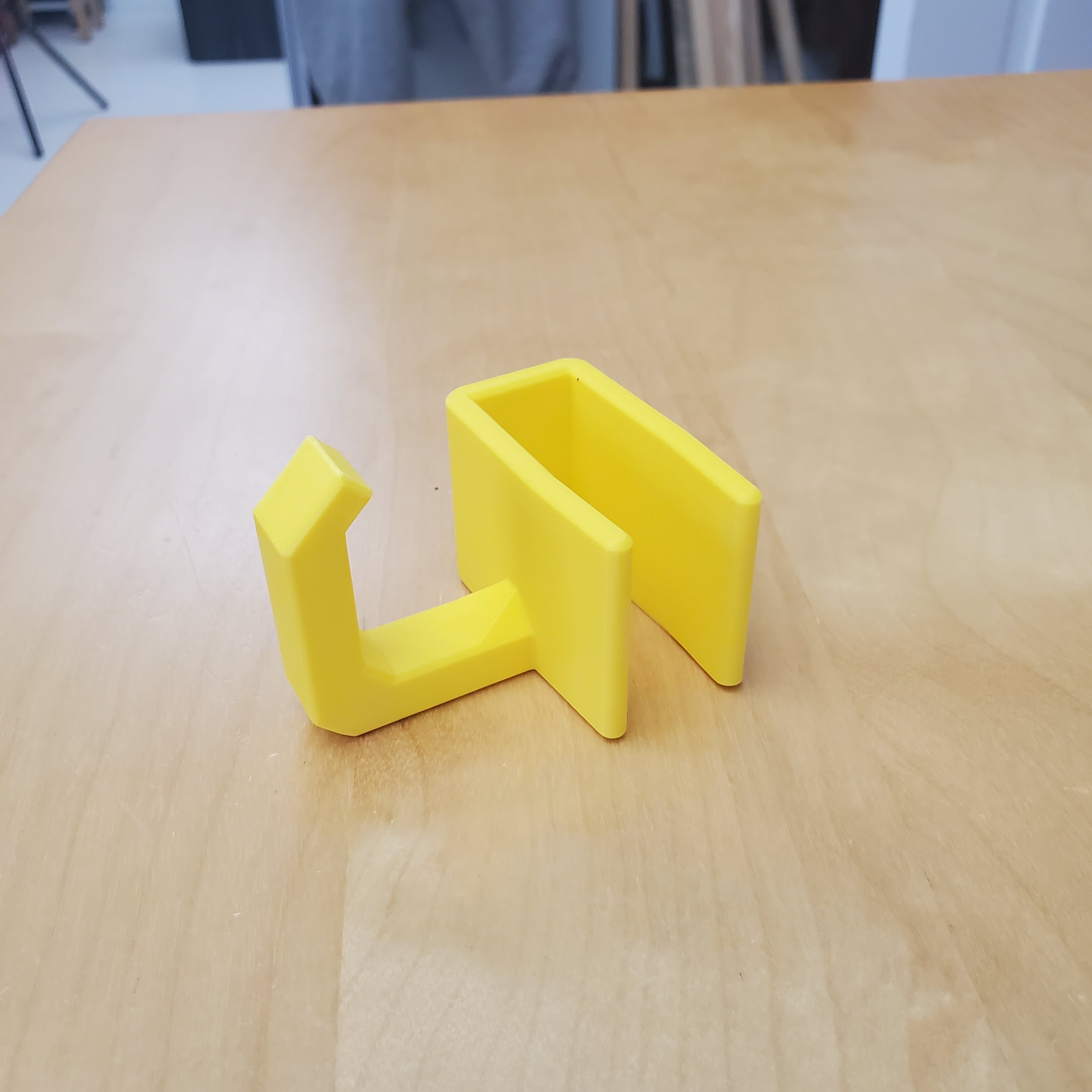 Parametric Under-Desk Headphone Holder 3d model