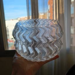 Wavy pot vase mode 3d model