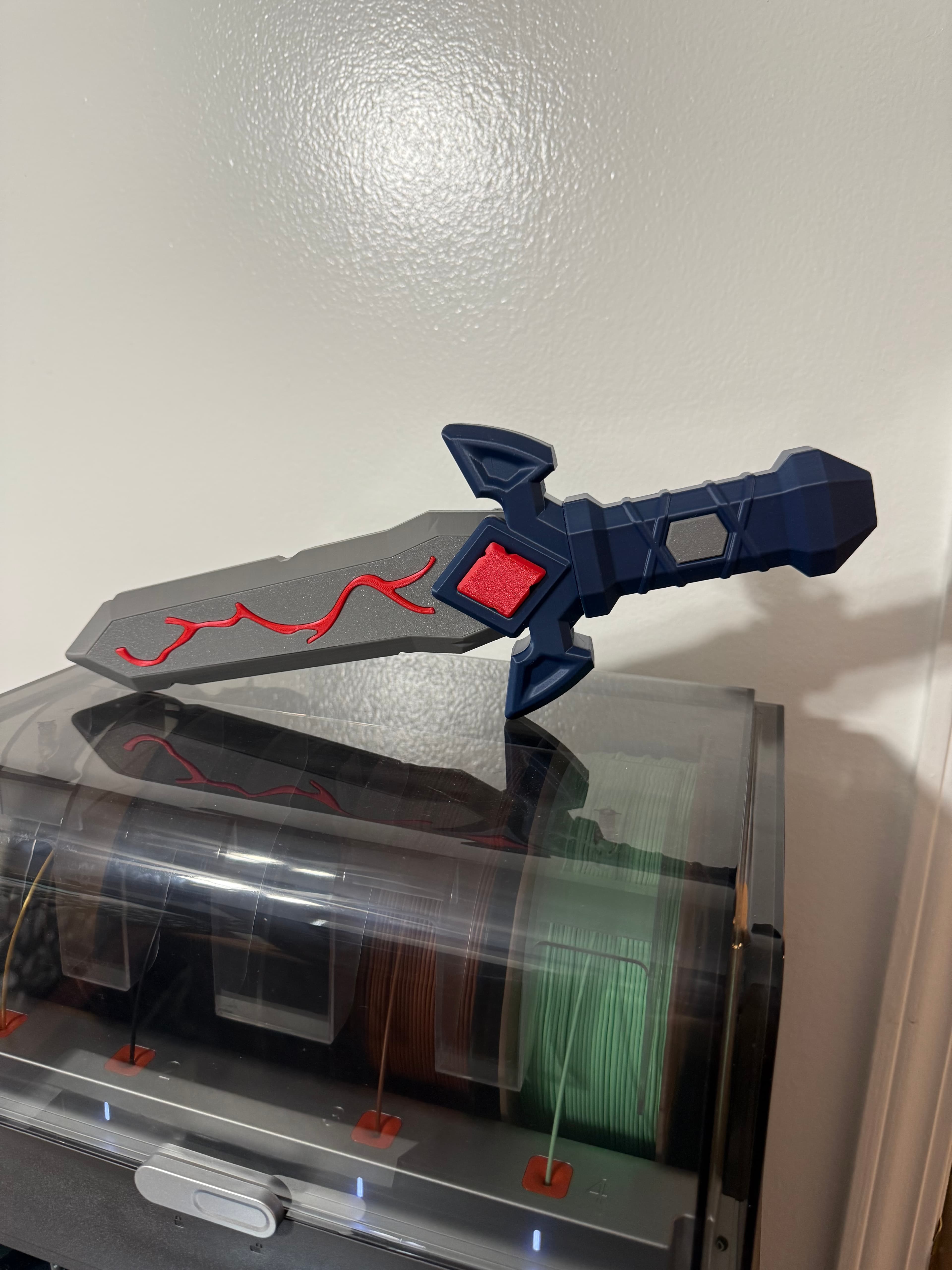 Easy sword to print and do multiple color combinations. Love it.