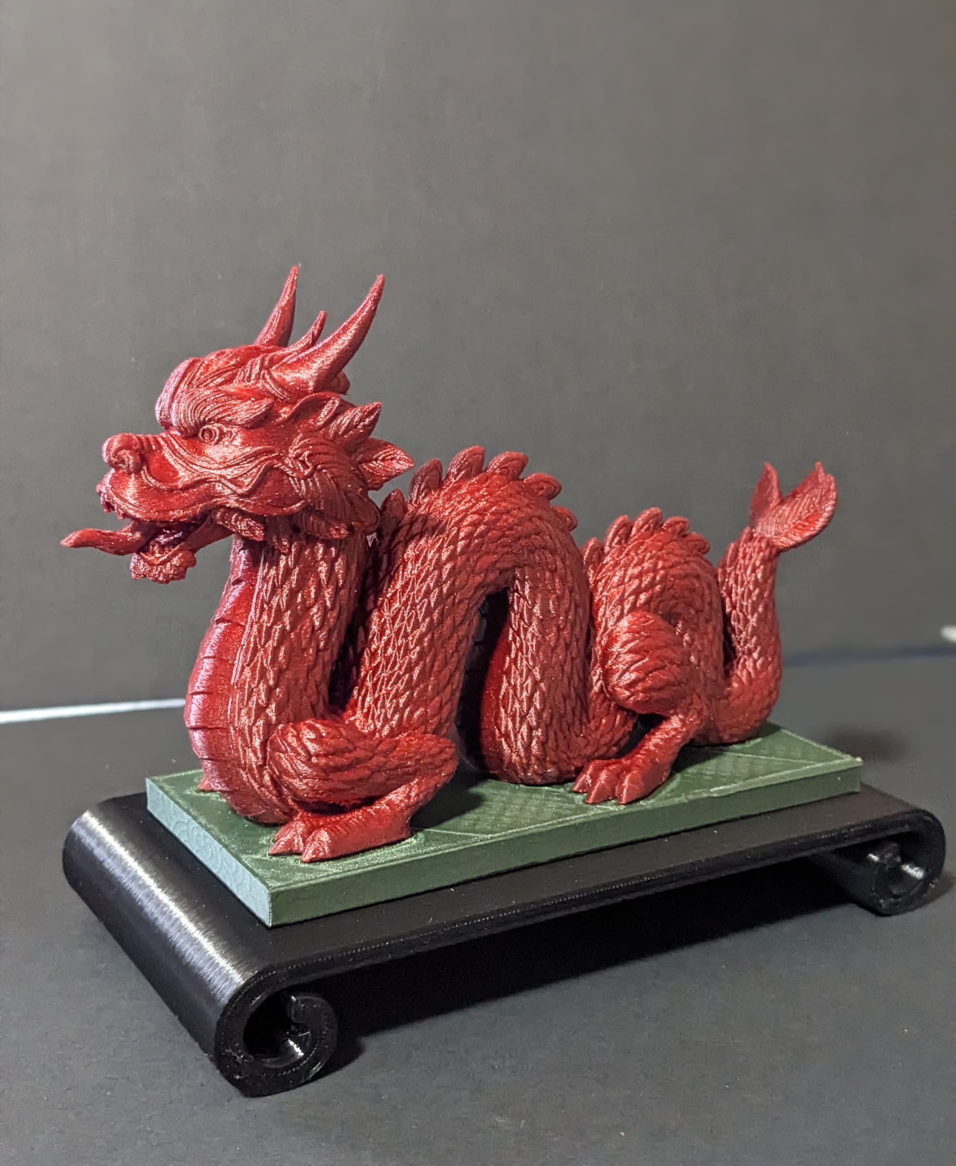 Made using Eryone Galaxy Red PLA, Polymaker LM Sparkle Green PLA Pro and generic black PETG.