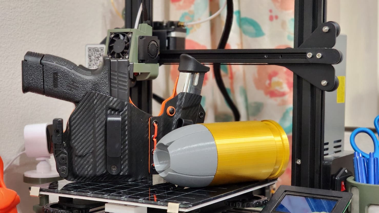 Awesome Print! Matches perfectly next to my AirSoft equipment ;)
Thank You!
Overture Silk Gold
PrintBed Grey!
