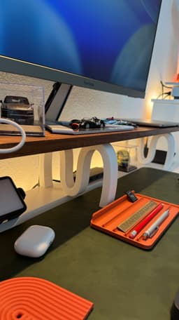 Wavy legs for desk shelf 3d model