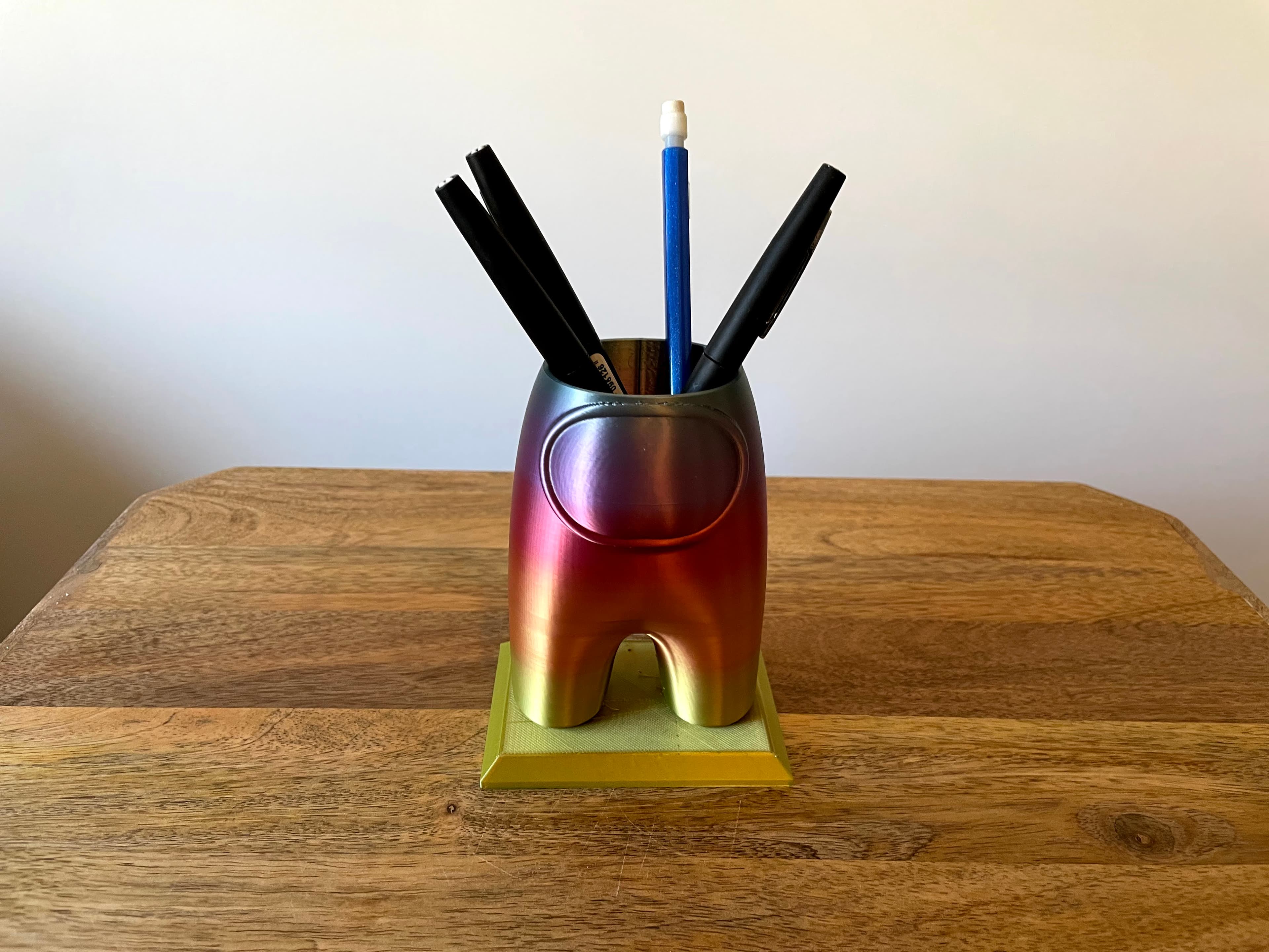 Among Us Pen Holder - printed perfectly at 120%!