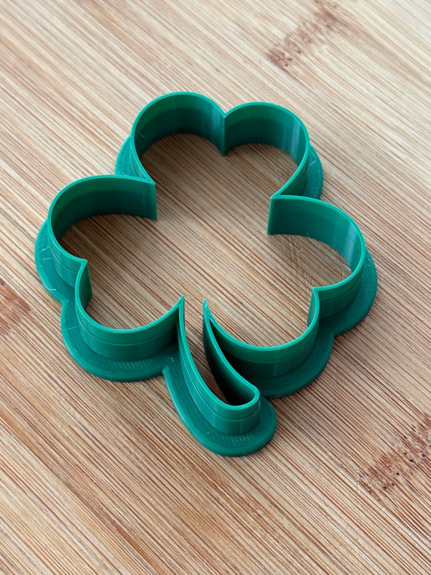 Shamrock Cookie Cutter 3d model