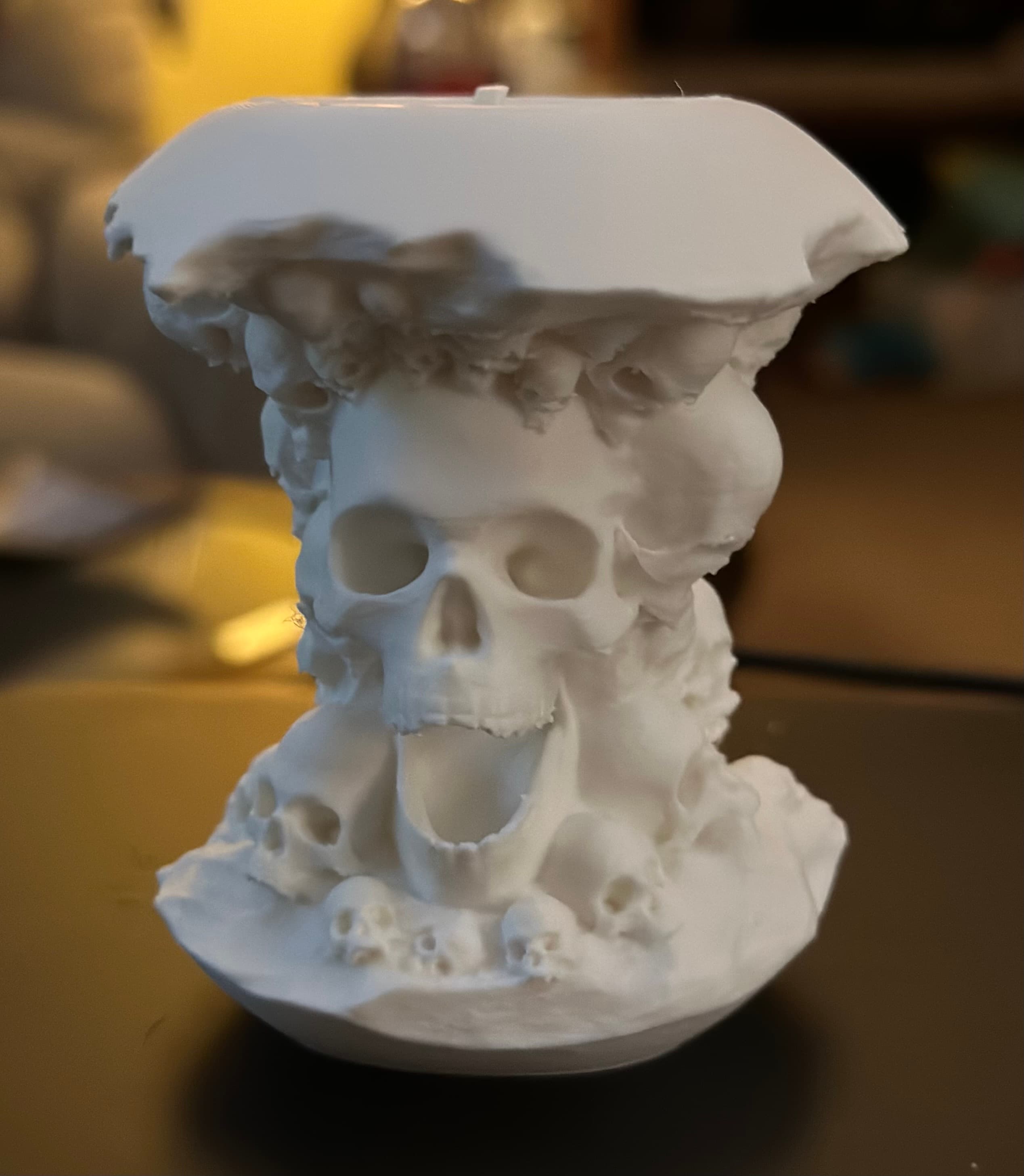 These are amazing and surprisingly easy to print. The first is the Forbidden Feuit the second is the Forbidden Fruit Dice Tower. Printed with Overture Matte White, need to do some very minor cleanup and set about painting.