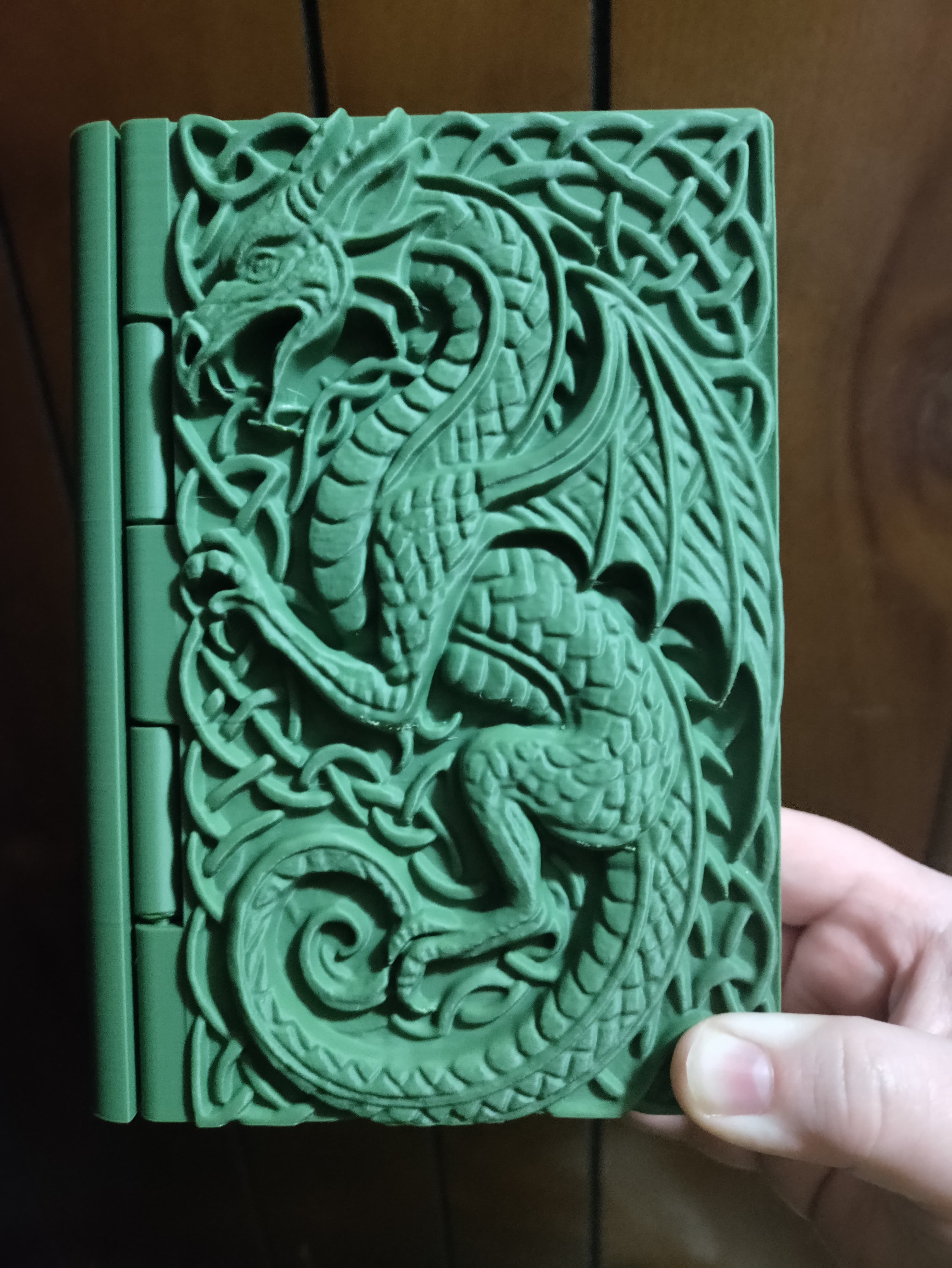 I normally rely on silk filaments when I want drama, but in this case I used an unremarkable non-silk and got all the drama I could want. Unless I hold it directly beneath and exactly perpendicular to the incoming light, this print creates lots of lovely shadow.