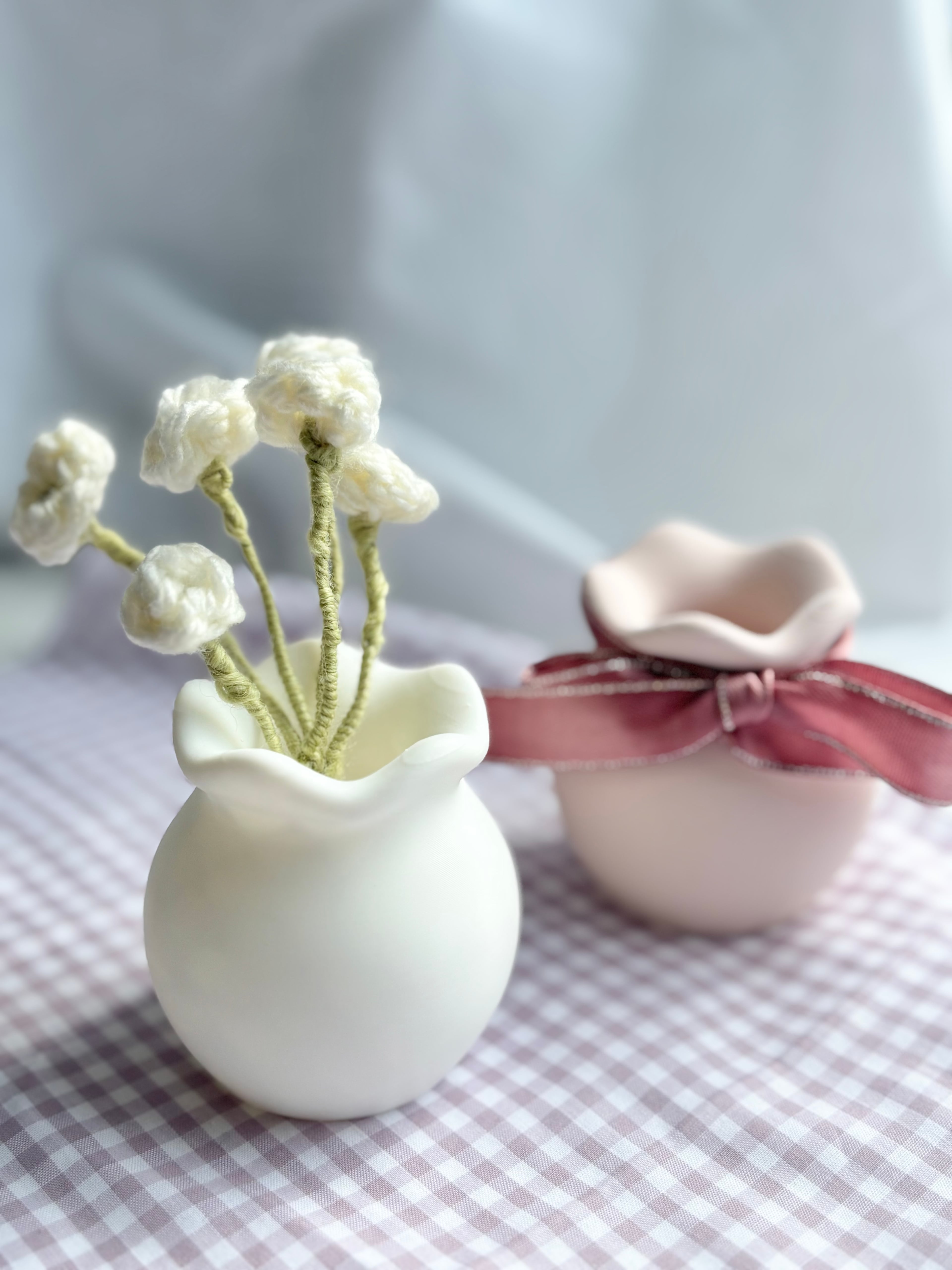 Puffy Bloom Vase | Mini Flower Vase 3d model