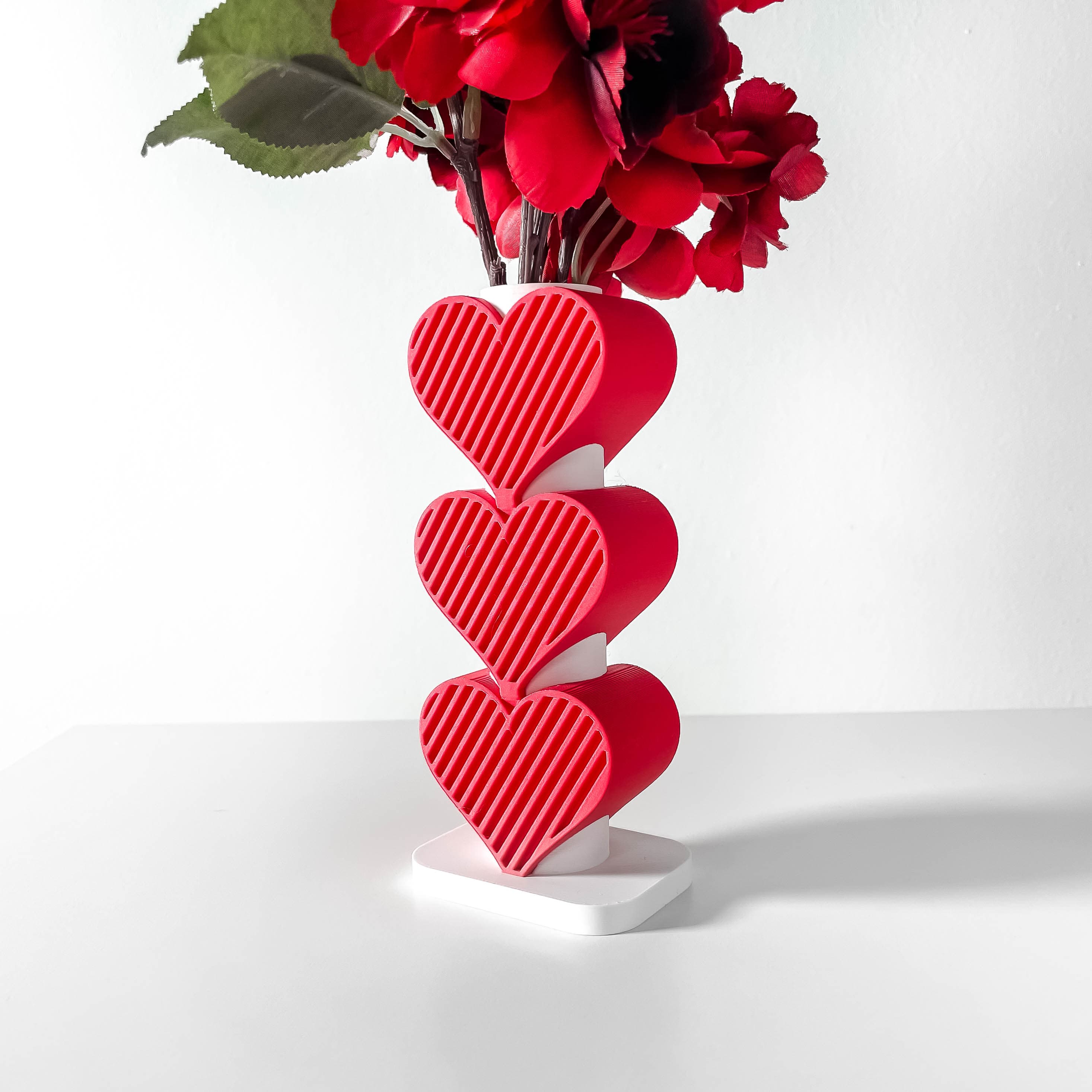 Valentine Heart Vase 2024, Modern and Unique Gift or Home Decor for Flowers | STL File 3d model