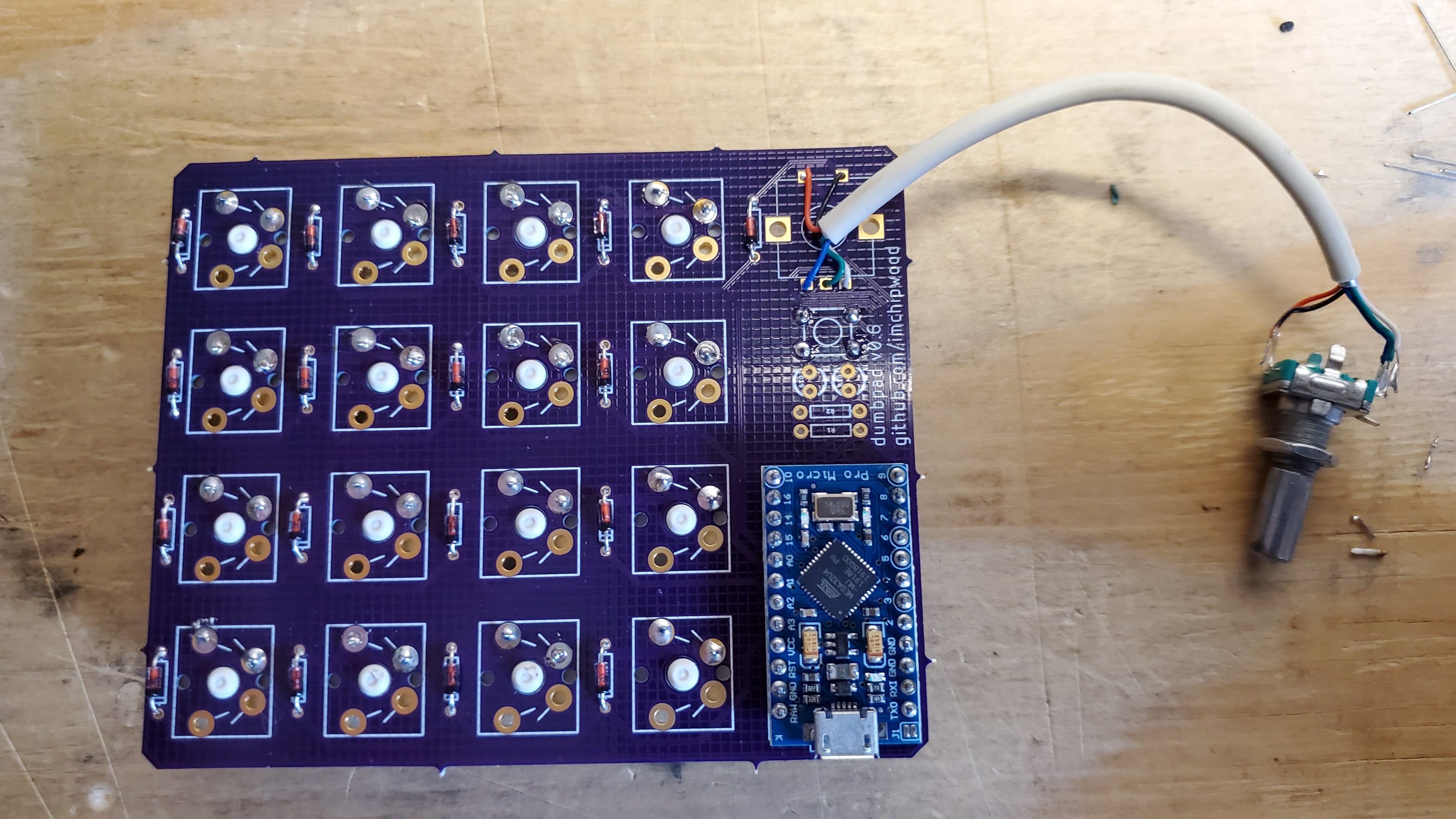 Dumbpad - 4x4 Macro Keypad with Rotary Encoder 3d model