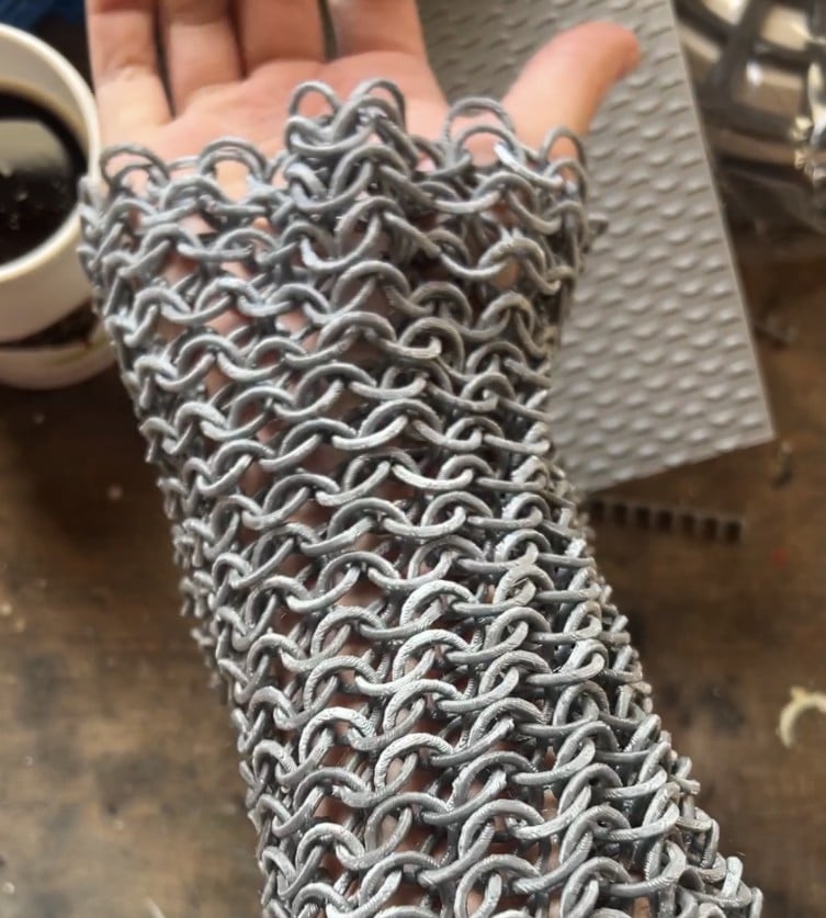 Chainmail Sleeve 2.1 3d model