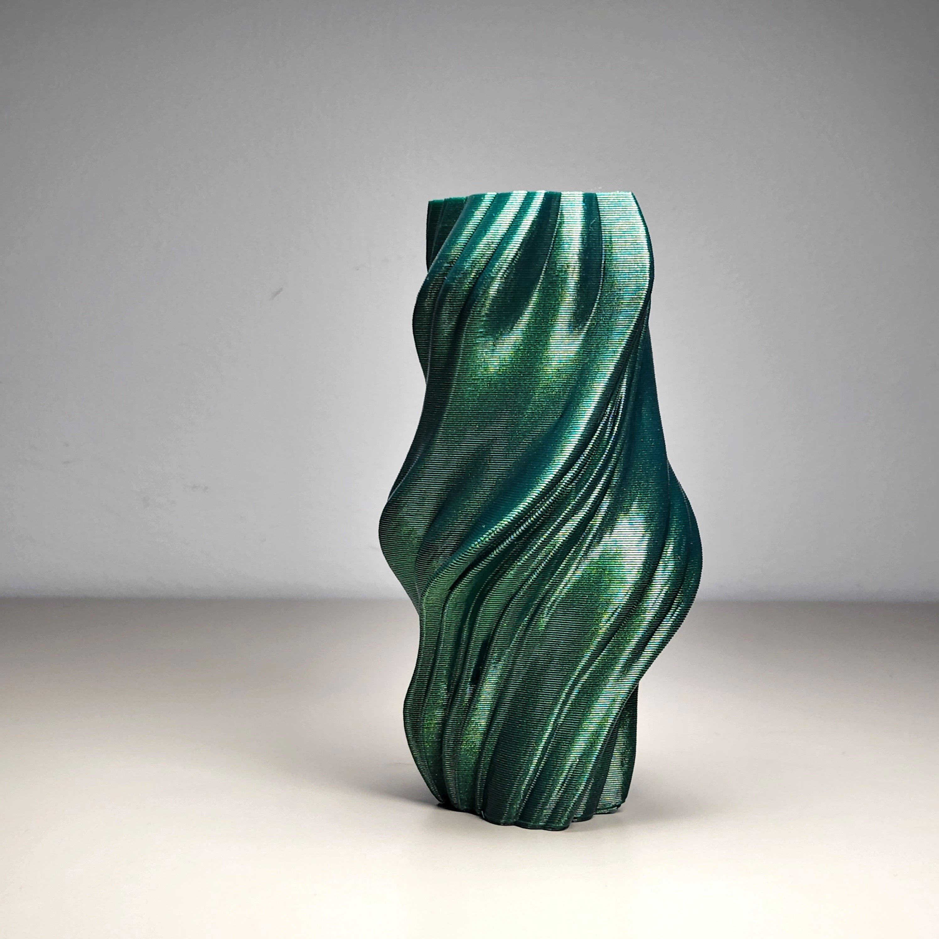 Folded Twist Vase 3d model