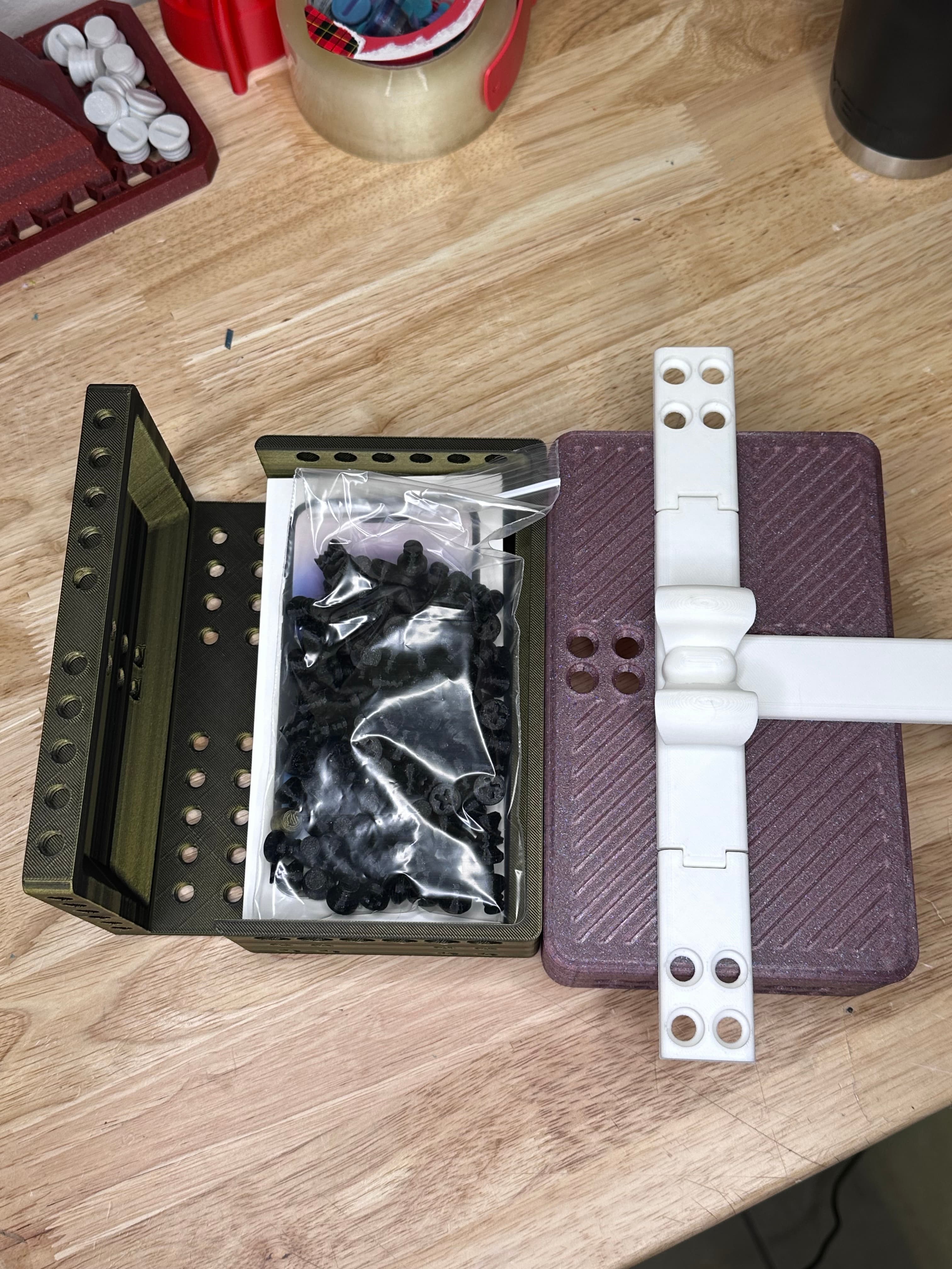 Annoying Box - iPhone, Android, 165 screws, gift box, iphone 3d model