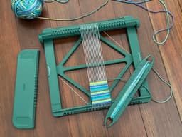 Pocket Loom Weaving Kit 7"x7" 8-dent 3d model