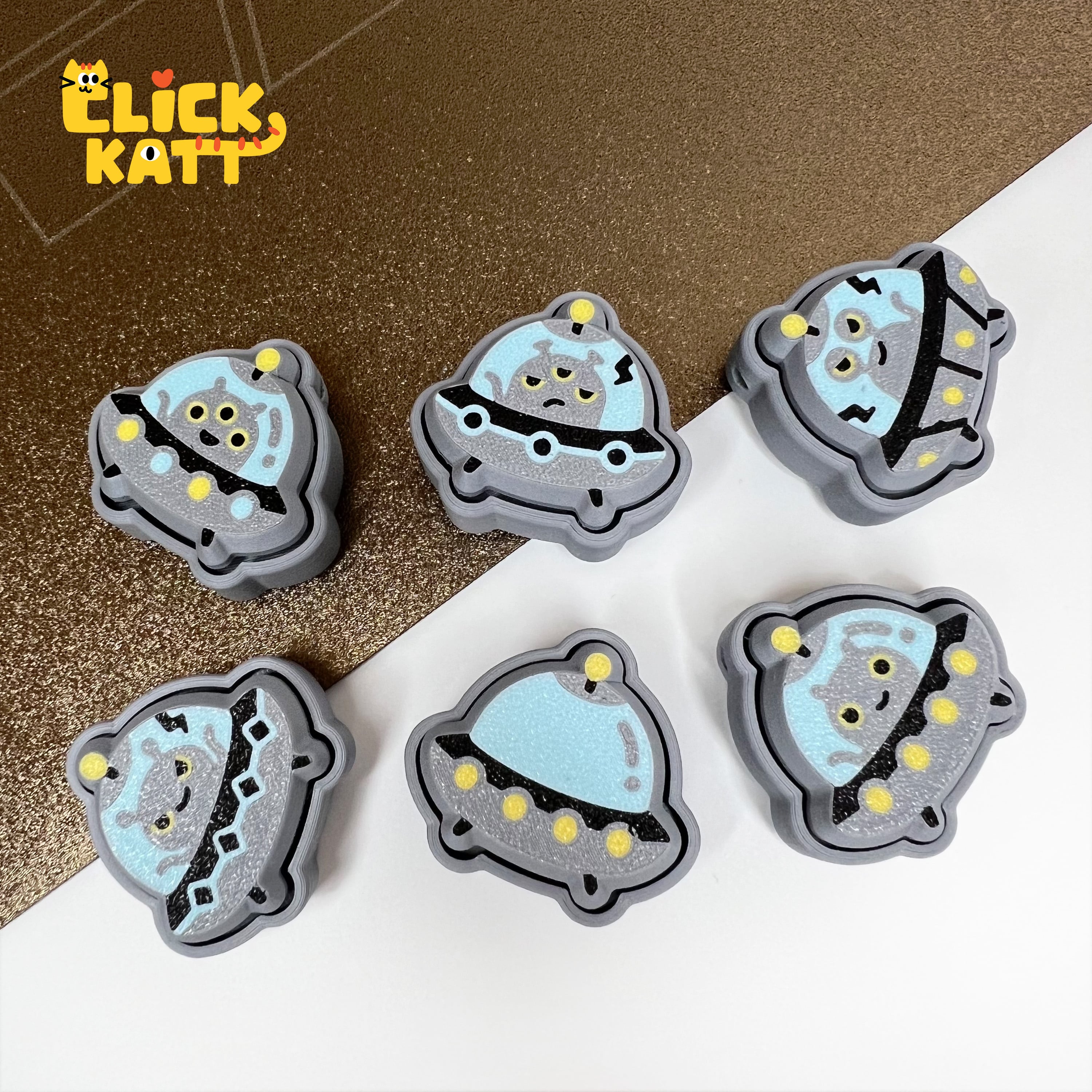 UFO V01 - Clicker Fidget Toy Keychain 3d model