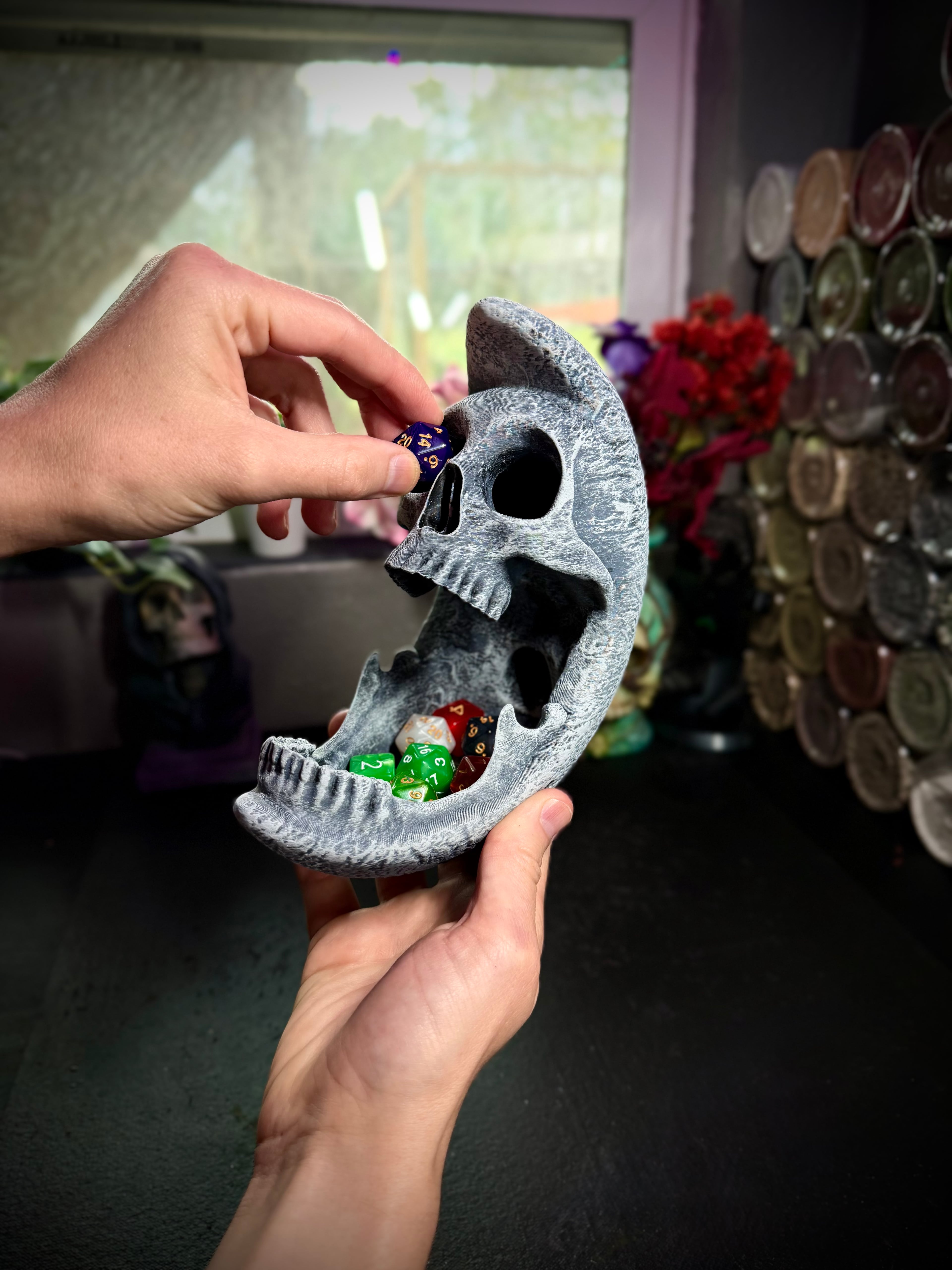 Skull moon dice tower 3d model