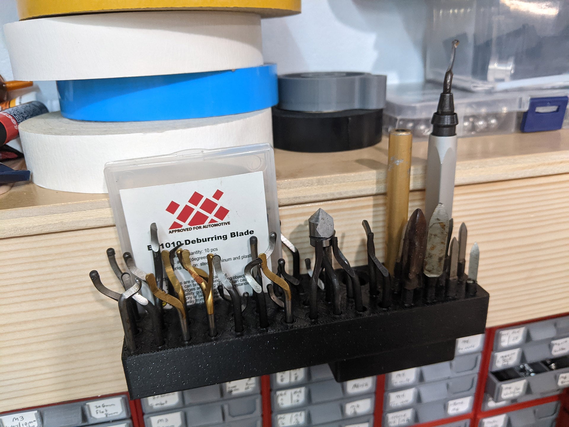 Deburring tool storage and holder 3d model