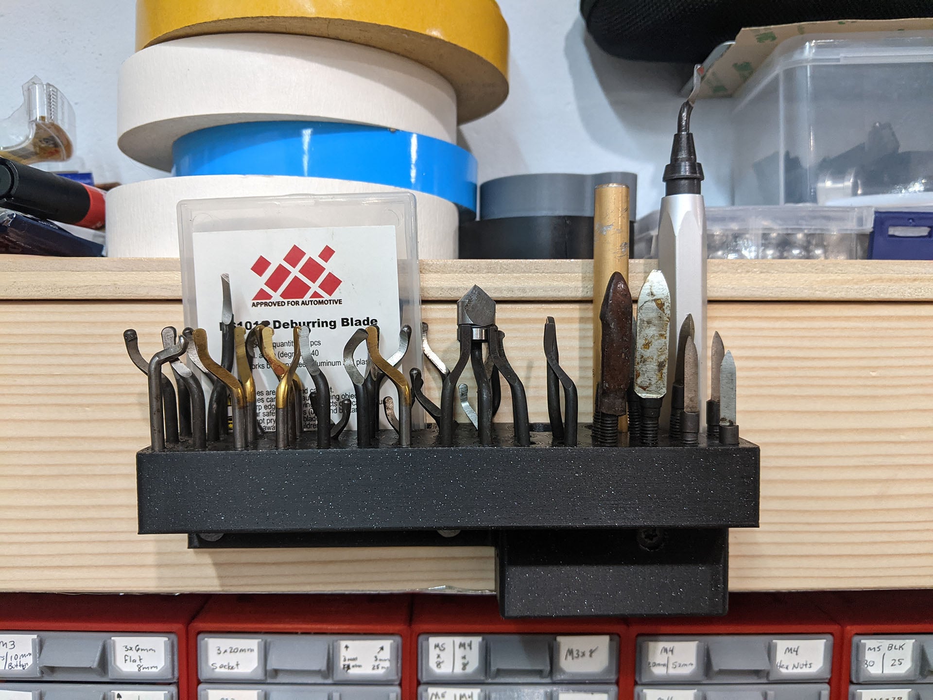 Deburring tool storage and holder 3d model