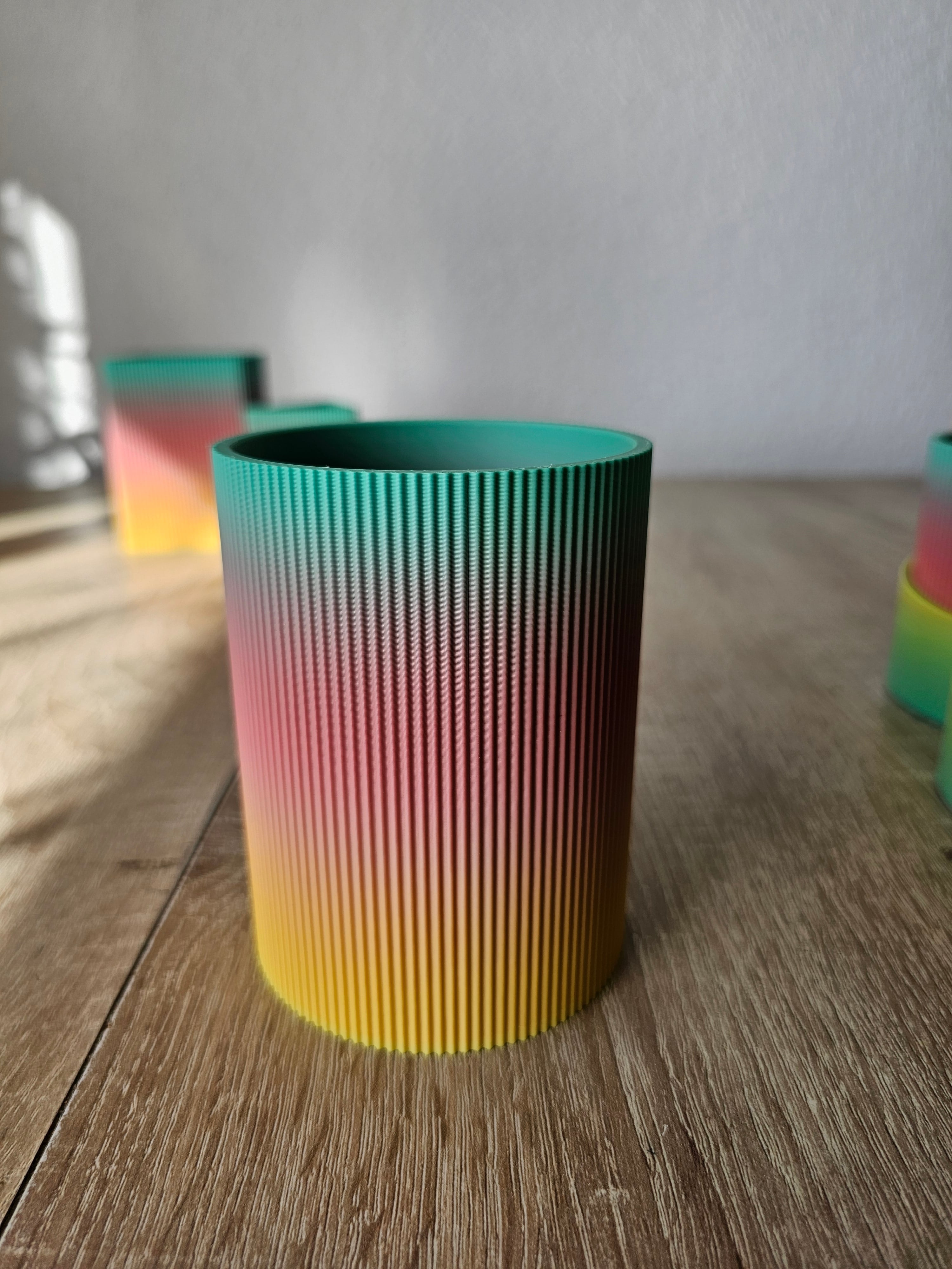 Planter - Cylinder Version 3d model