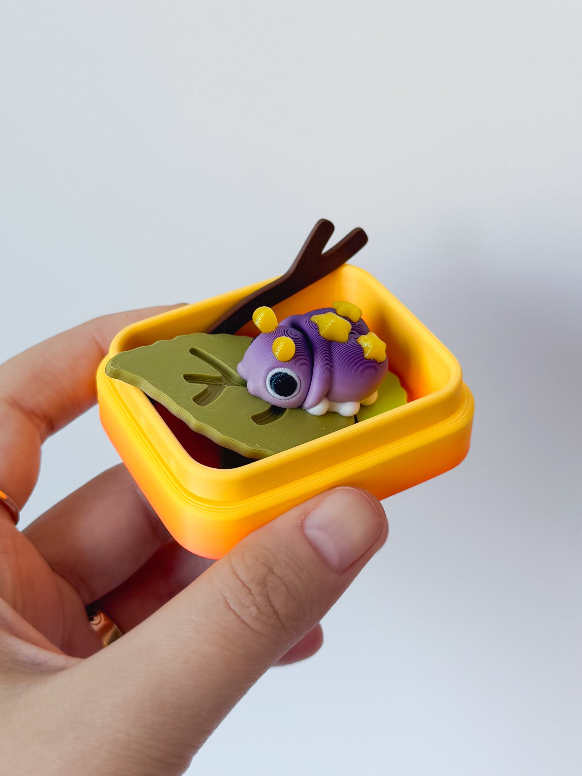 Baby Beetles and Box 3d model