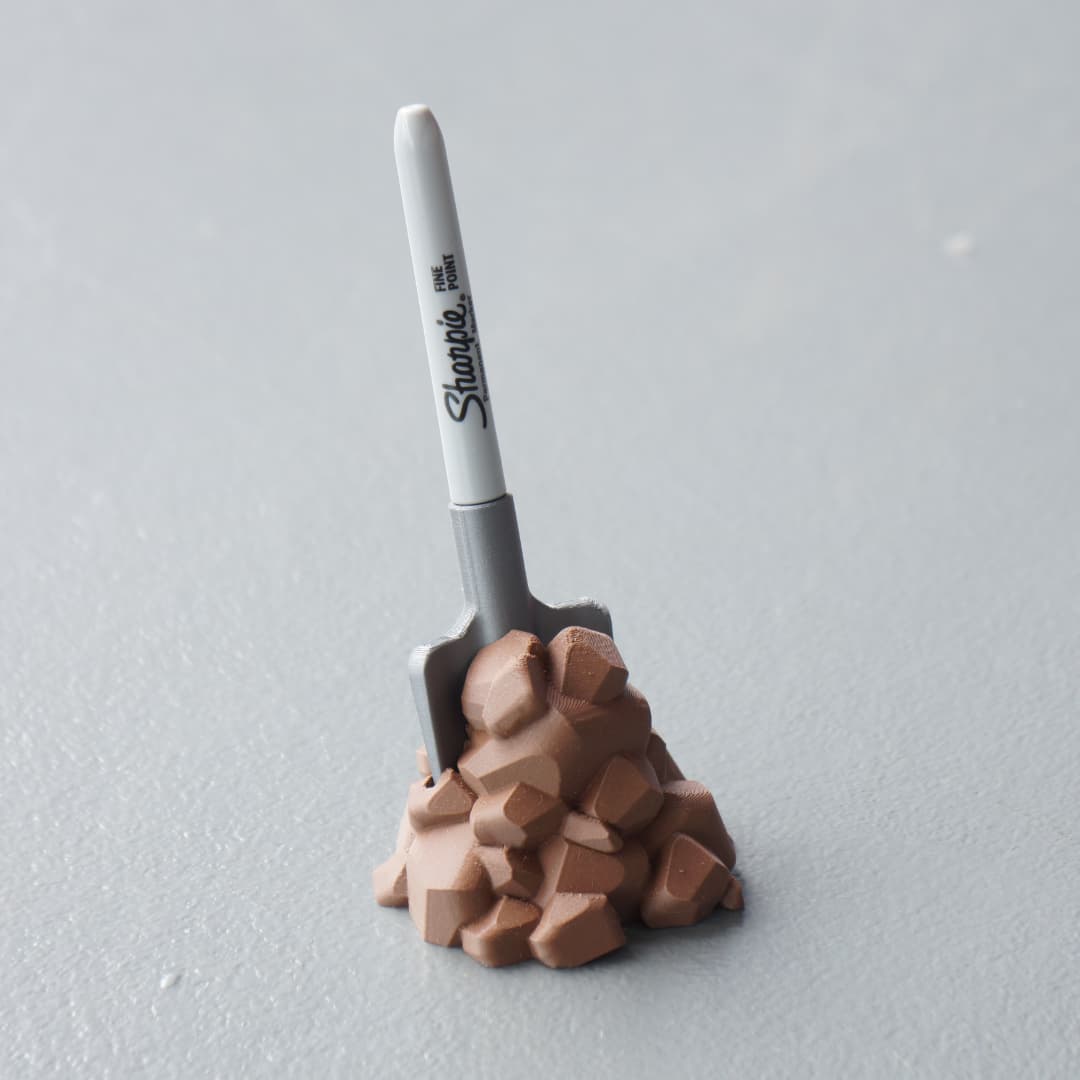 Sharpie Spade Cap with Rock Pile Holder 3d model