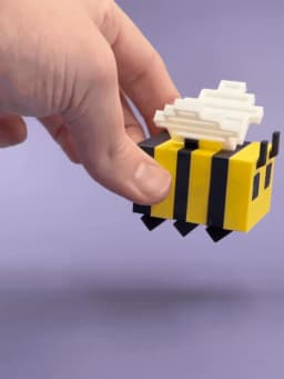 Minecraft Bee with Articulating Wings and Legs 3d model