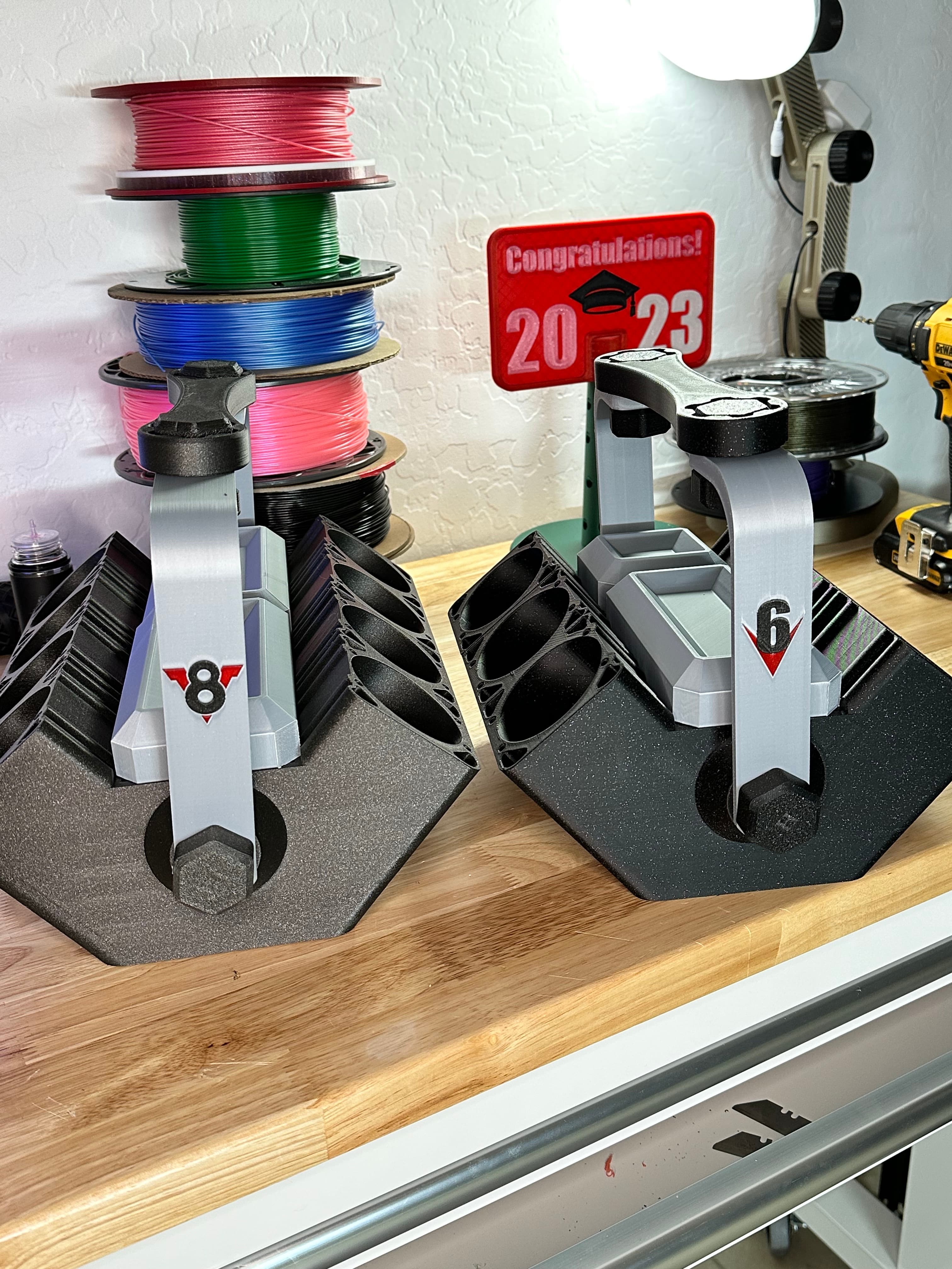 V8 MOTOR CAN COOLER - VERSION 3 - EASY TO PRINT AND IS FUNCTIONAL 3d model