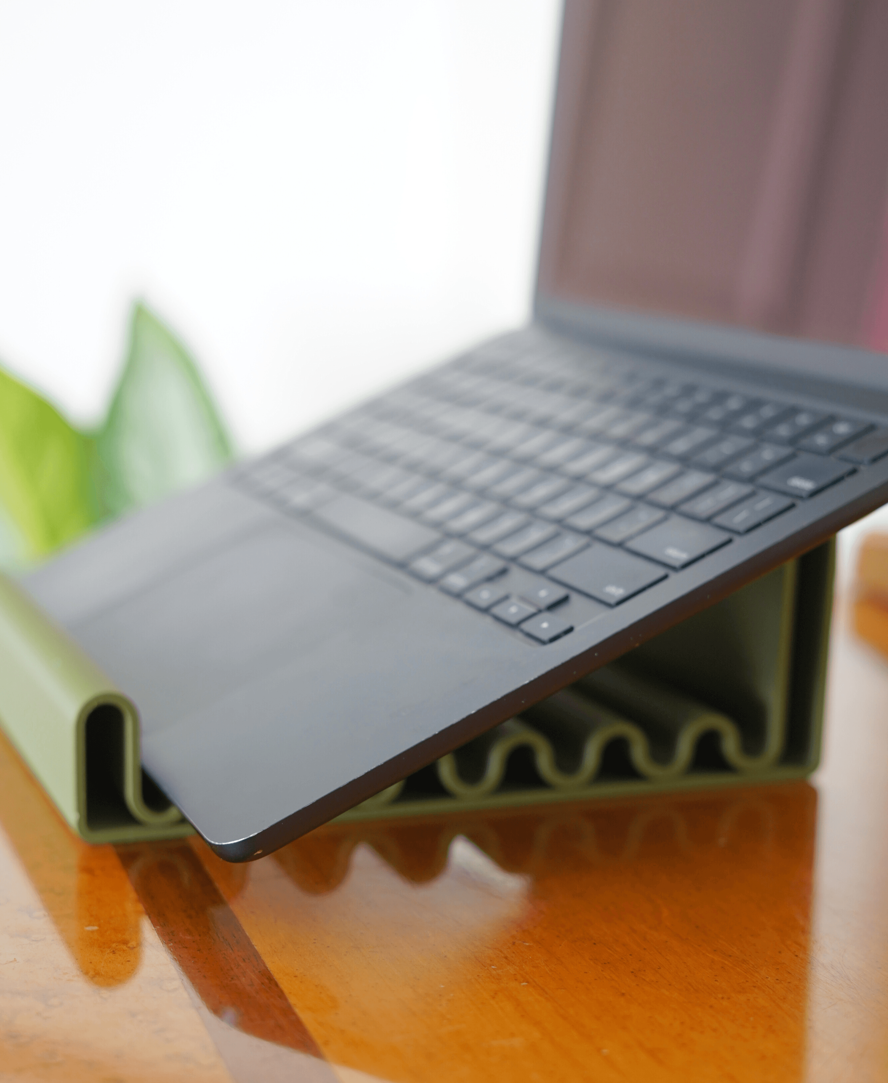 Verdin Laptop Stand 3d model