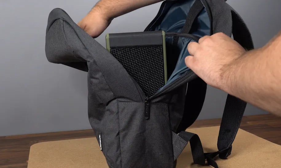 Backpack-friendly ITX PC case v1.0 3d model