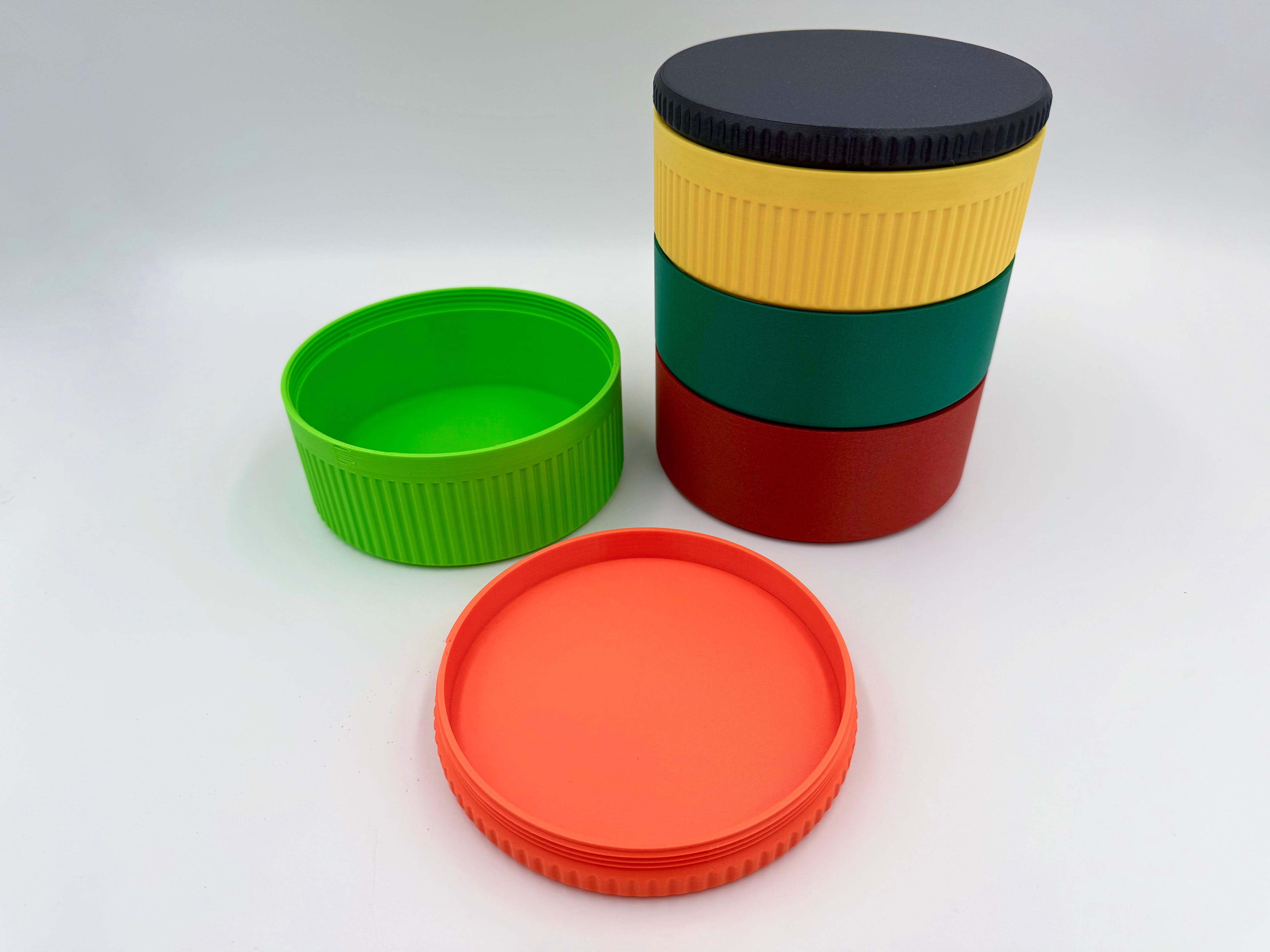 Stackable Threaded Pots 3d model
