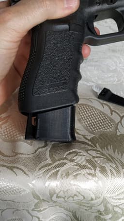 GLOCK PLUS 4 MAGAZINE EXTENSION AND INSERT WITH CLIP 3d model