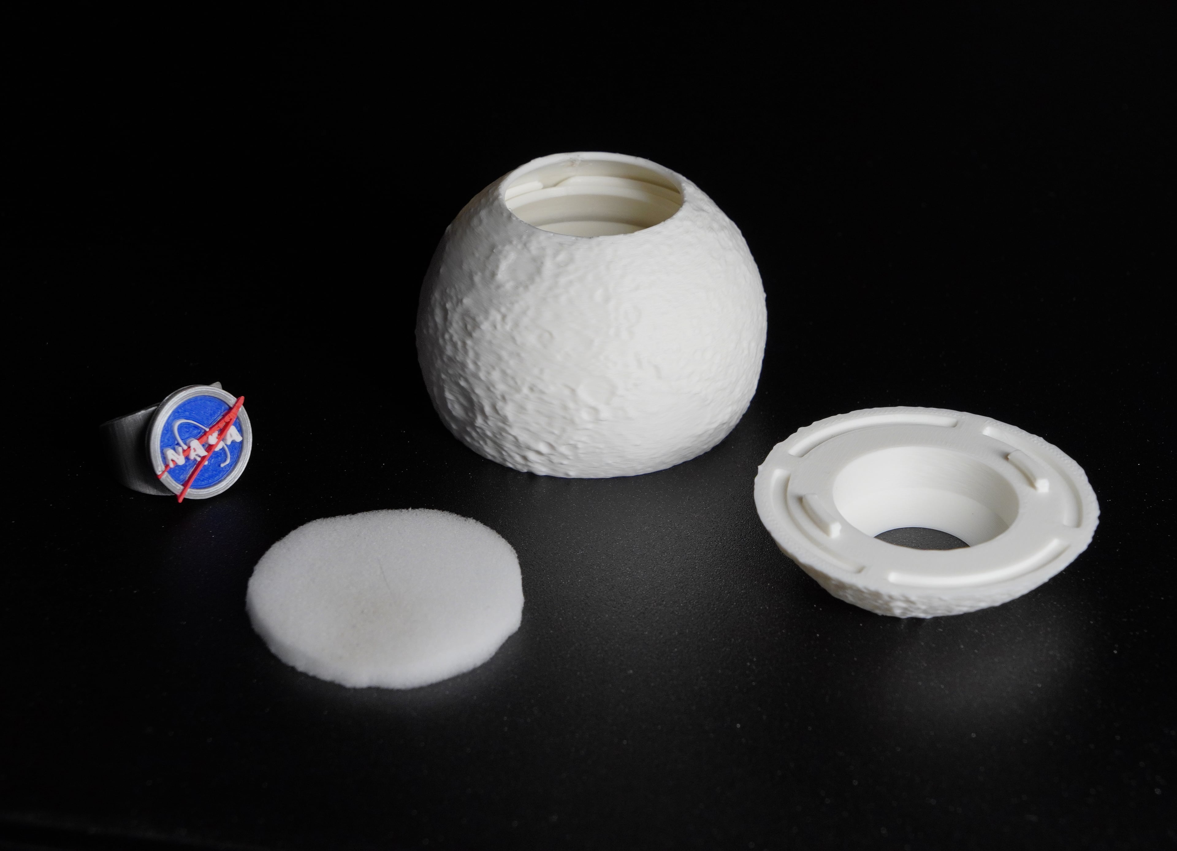 Moon Ring Box 3d model