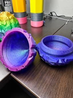 Crystal Rock Egg Container with Threaded Lid 3d model