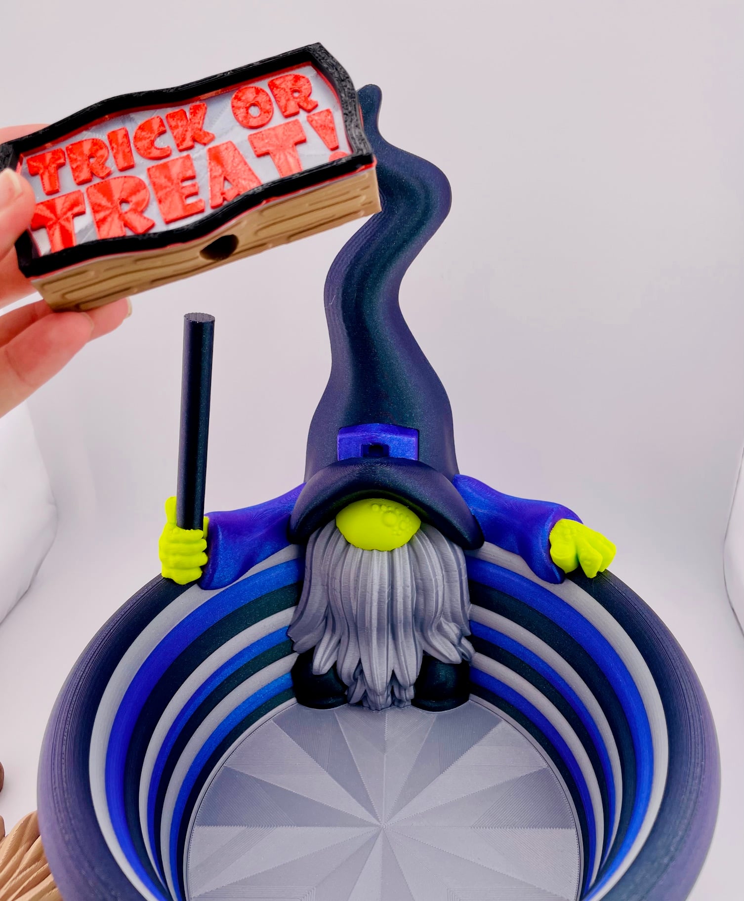 Customizable Witch Gnome Candy Bowl 3d model