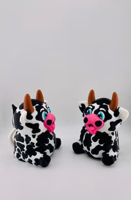 Spotted Cow Sitting 3d model